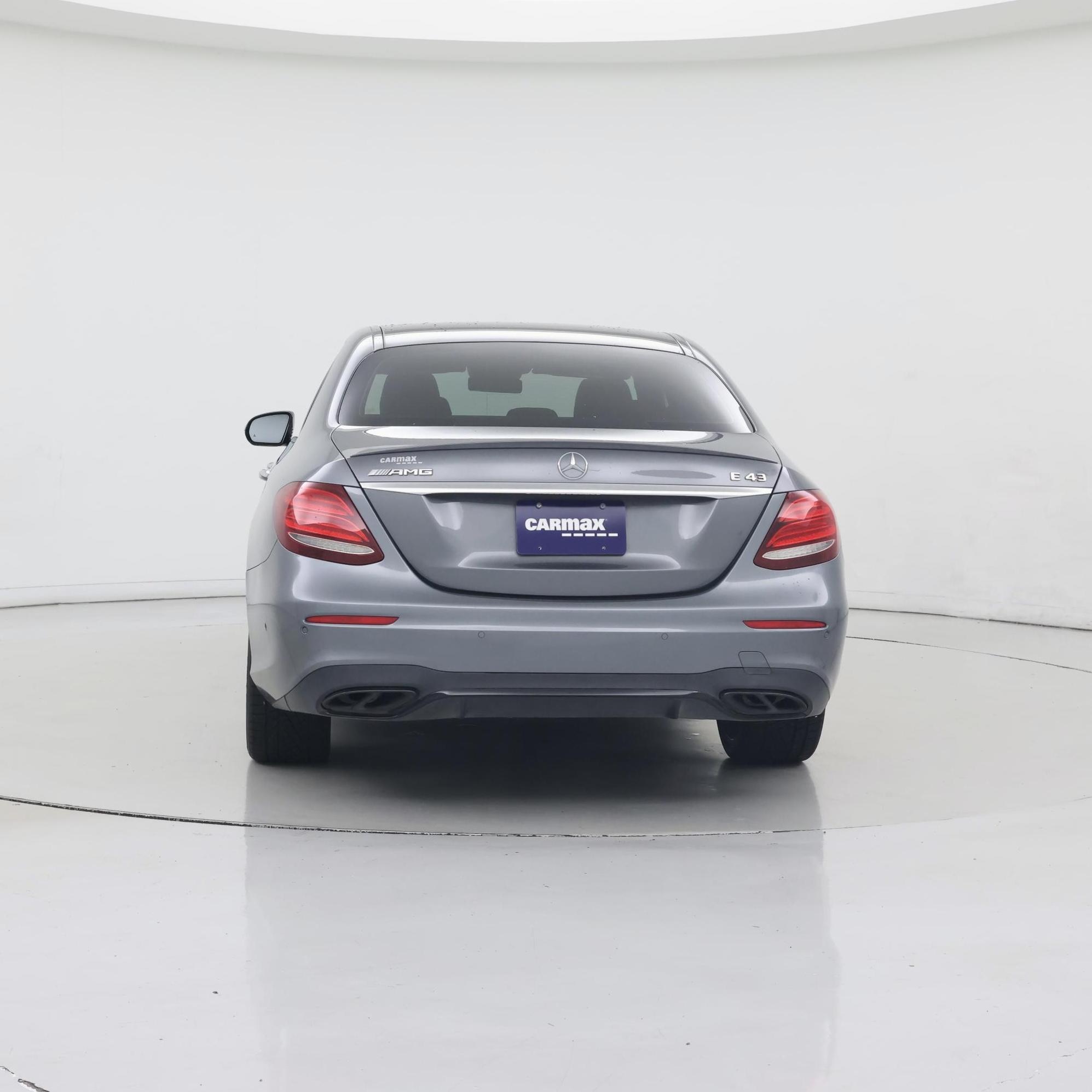 Thumbnail: 2017 Mercedes-Benz E-Class - 6