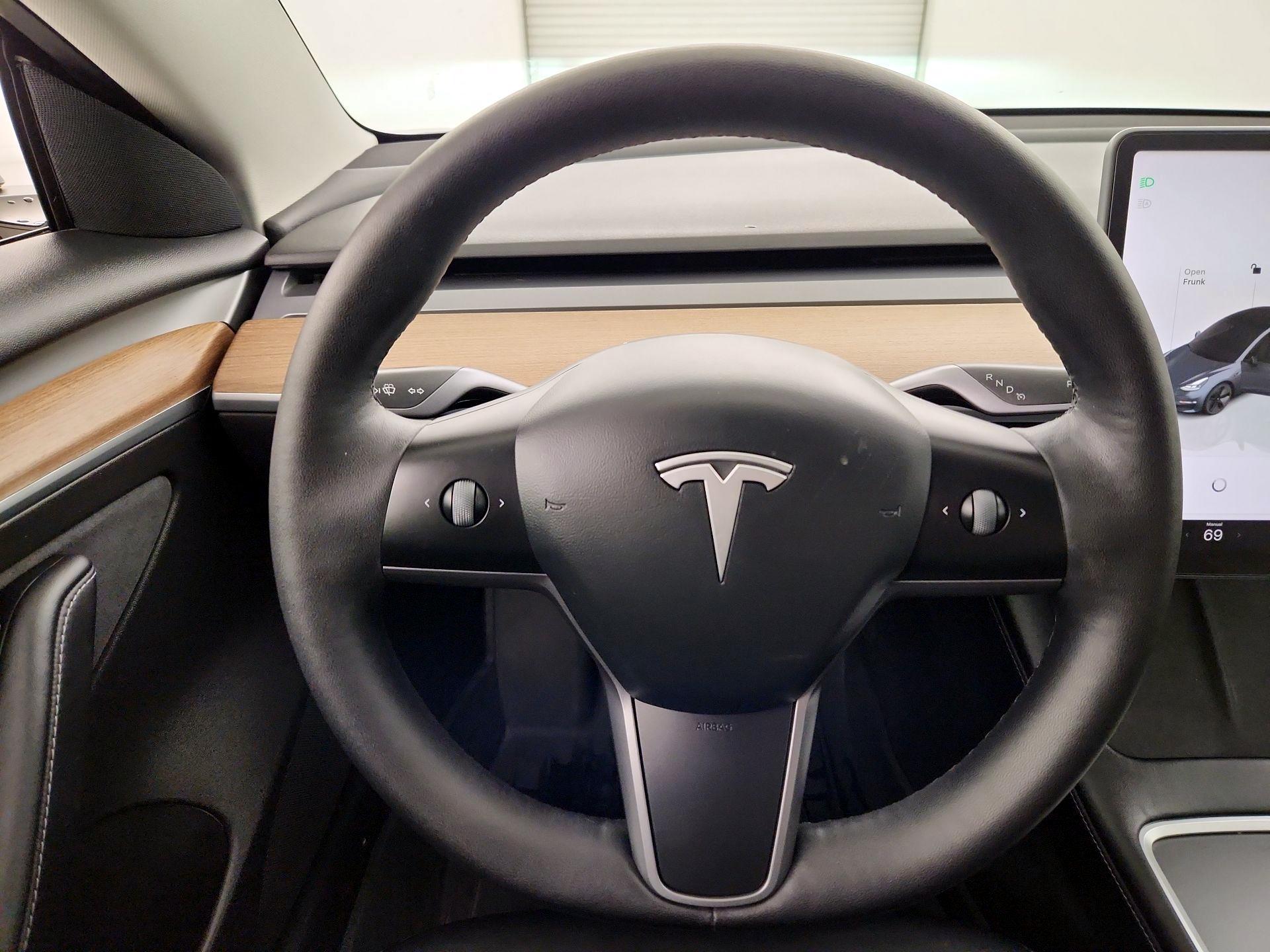 Thumbnail: 2022 Tesla Model 3 - 10