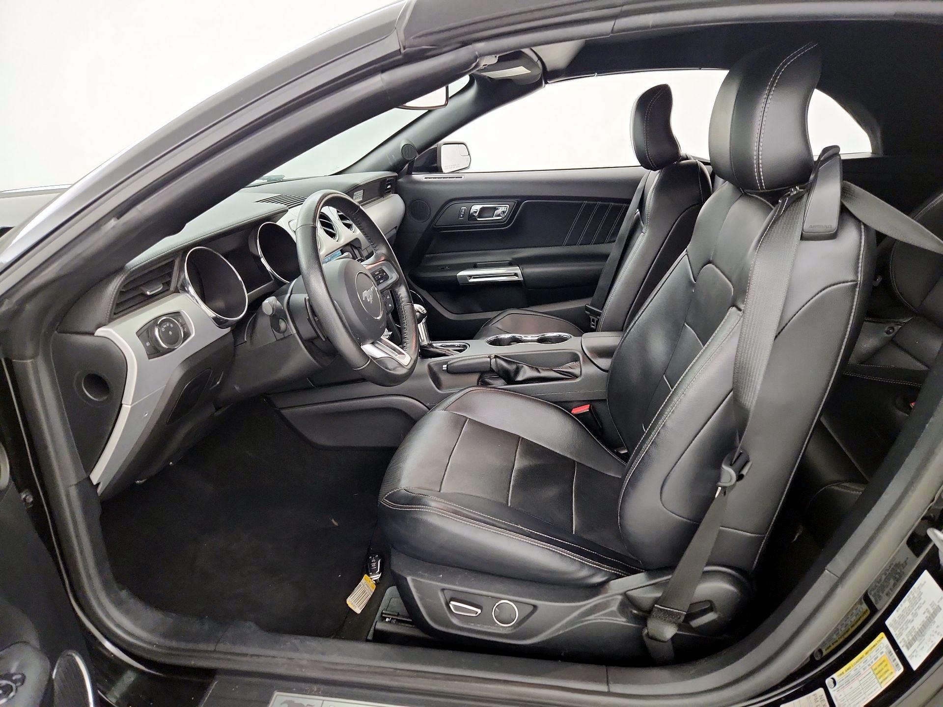 Thumbnail: 2015 Ford Mustang - 11