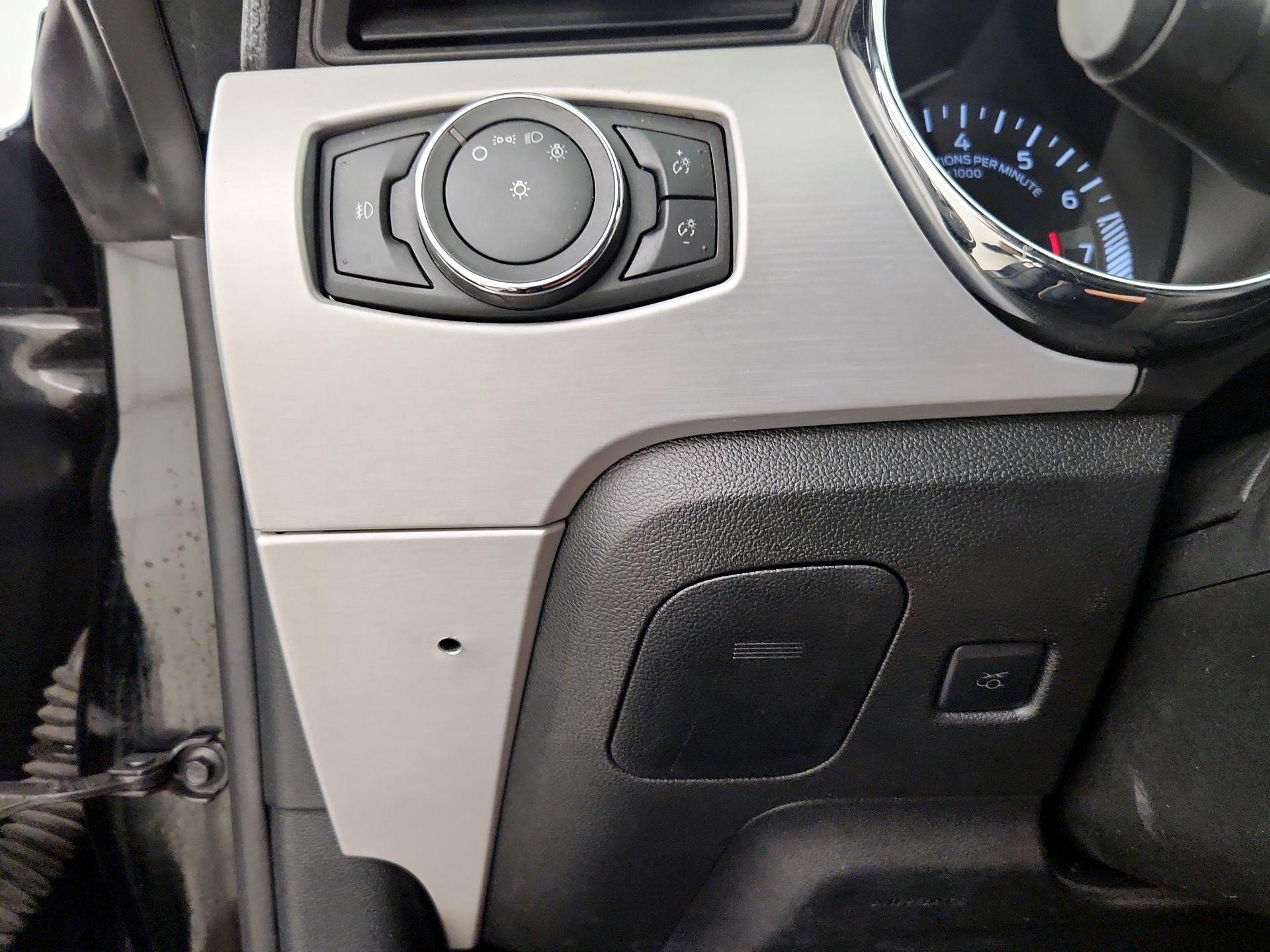 Thumbnail: 2015 Ford Mustang - 13
