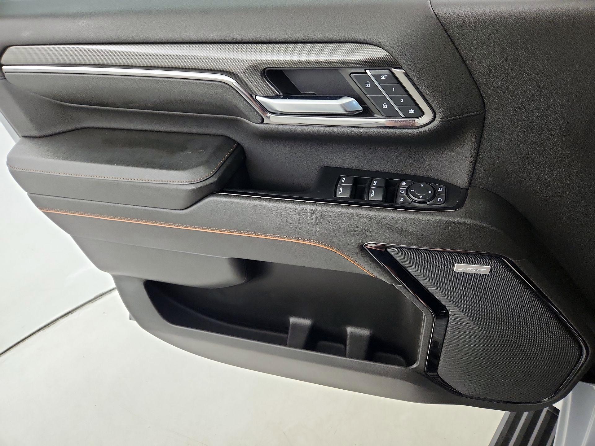 Thumbnail: 2024 GMC Sierra 2500 - 12