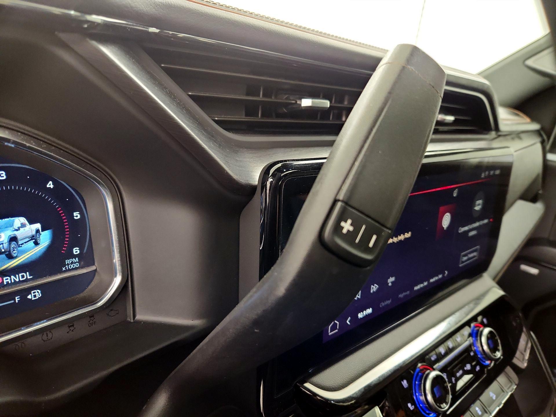 Thumbnail: 2024 GMC Sierra 2500 - 17