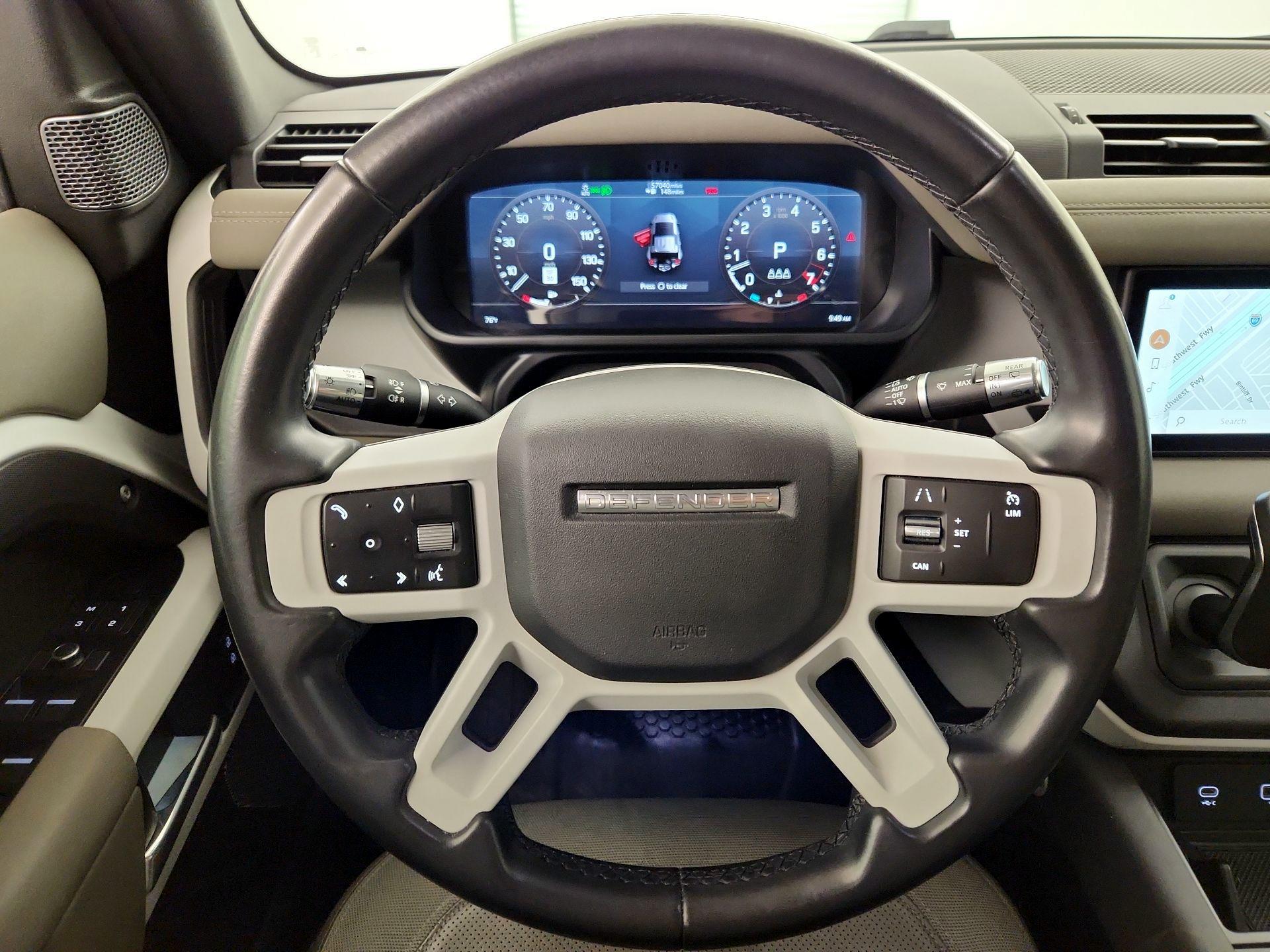 Thumbnail: 2020 Land Rover Defender - 10