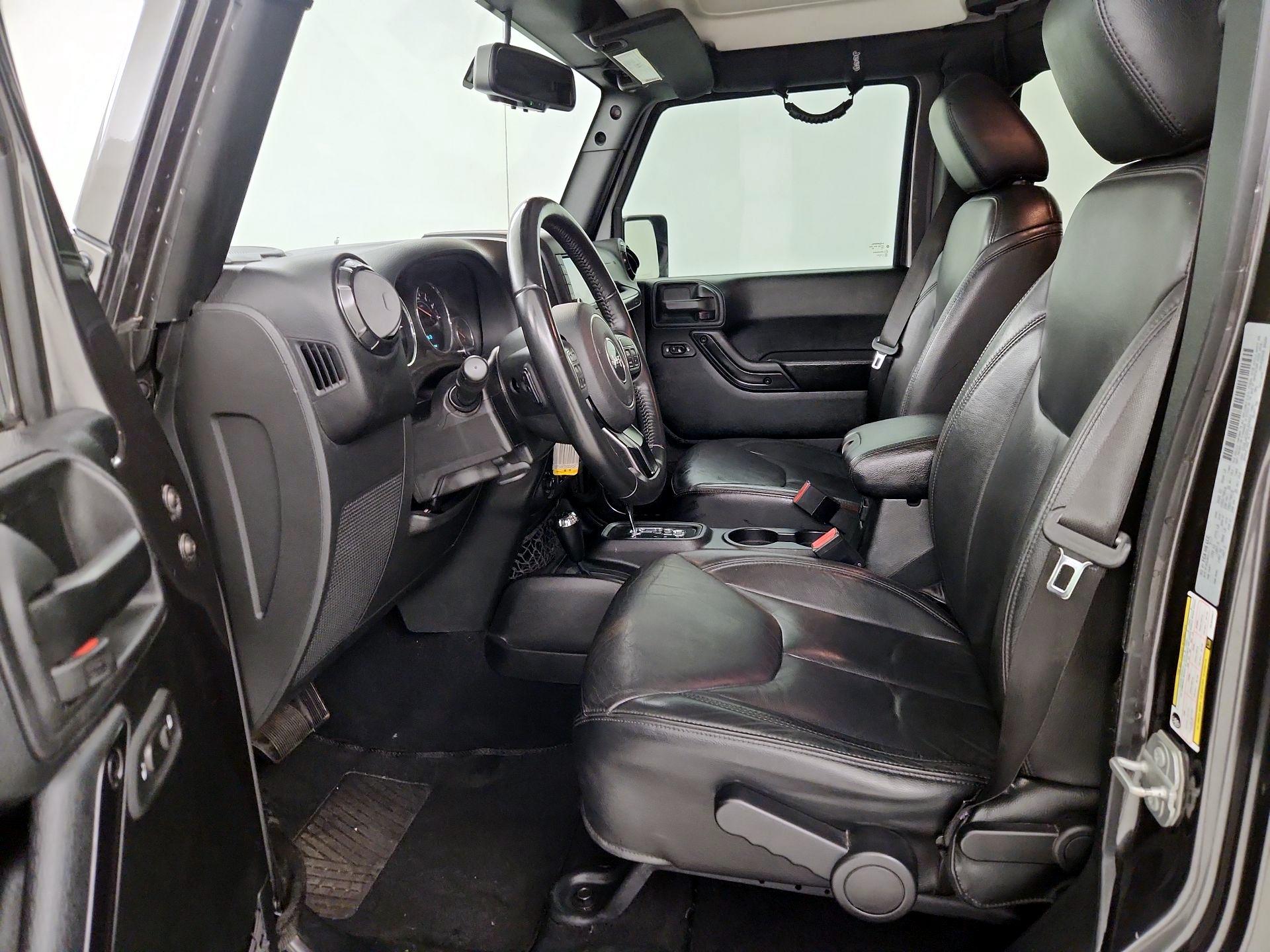 Thumbnail: 2017 Jeep Wrangler - 11