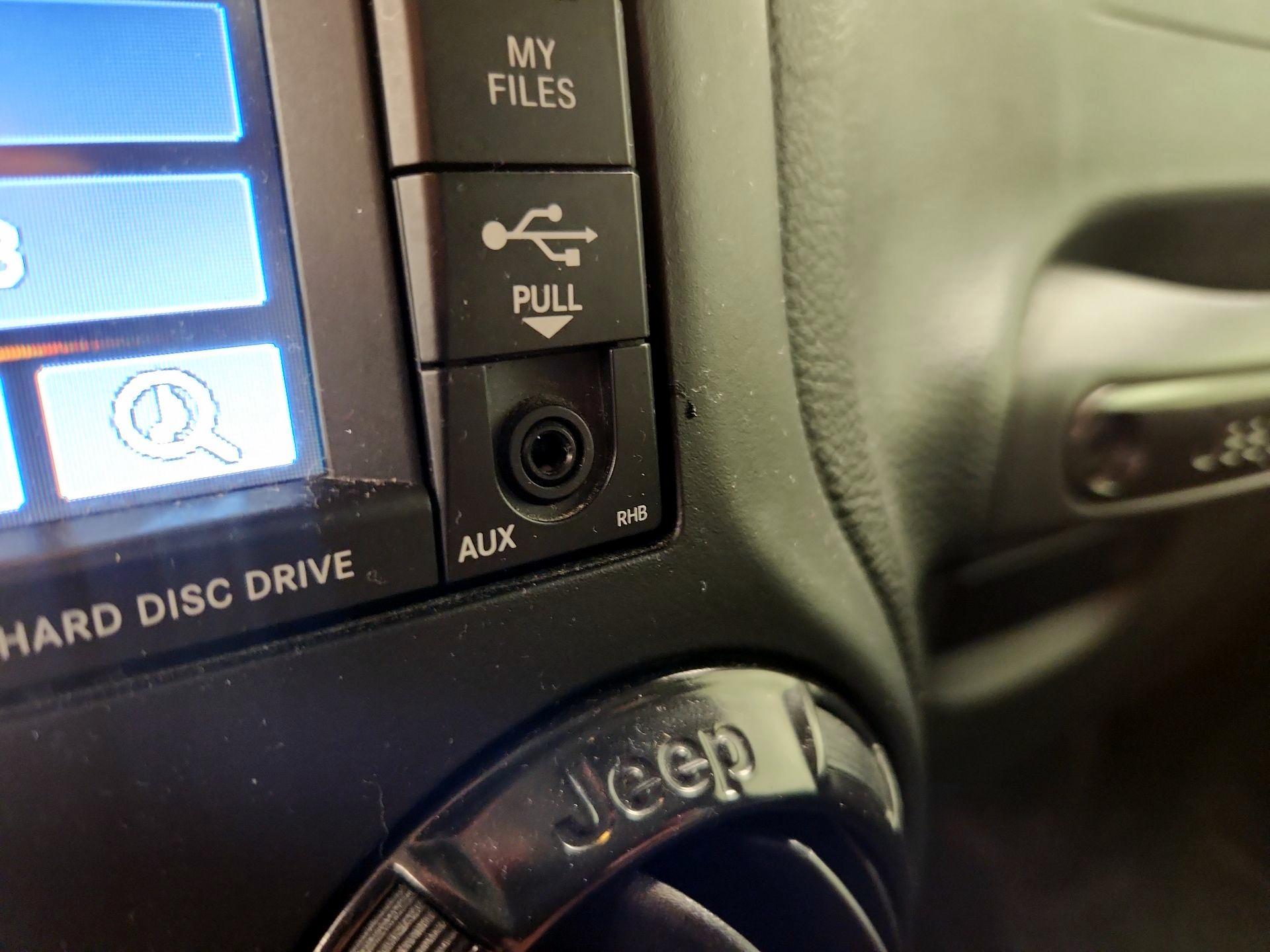 Thumbnail: 2017 Jeep Wrangler - 17