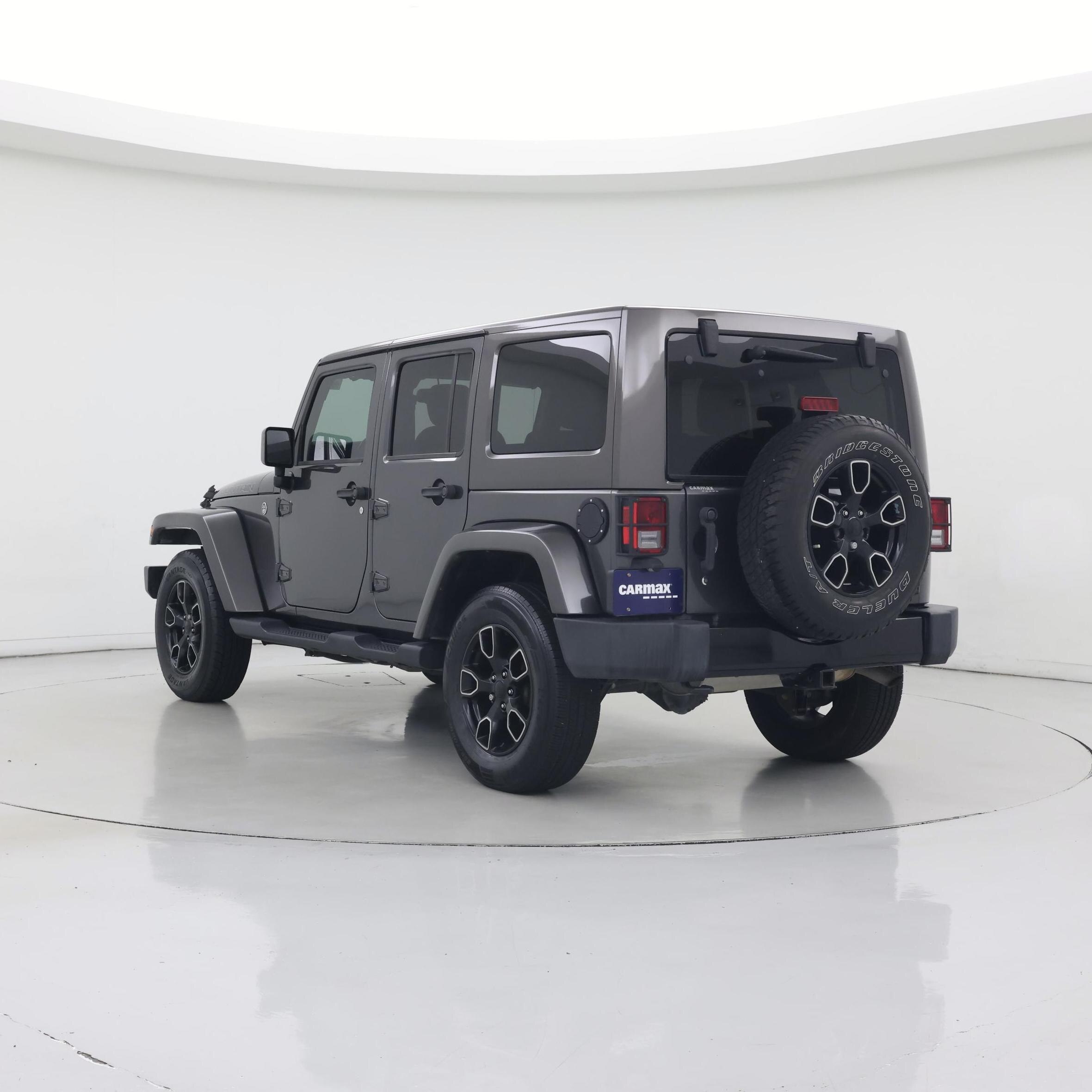 Thumbnail: 2017 Jeep Wrangler - 2