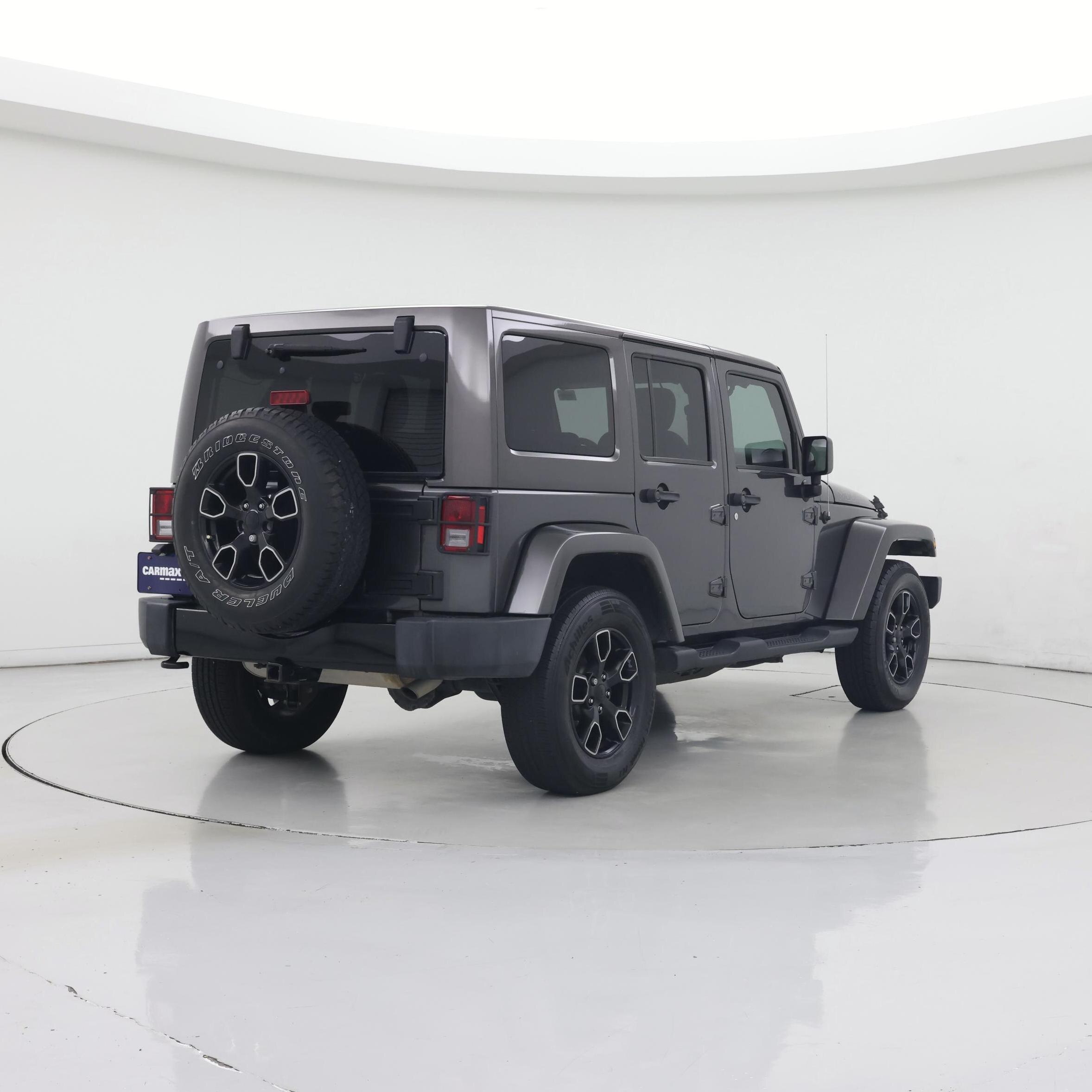 Thumbnail: 2017 Jeep Wrangler - 8