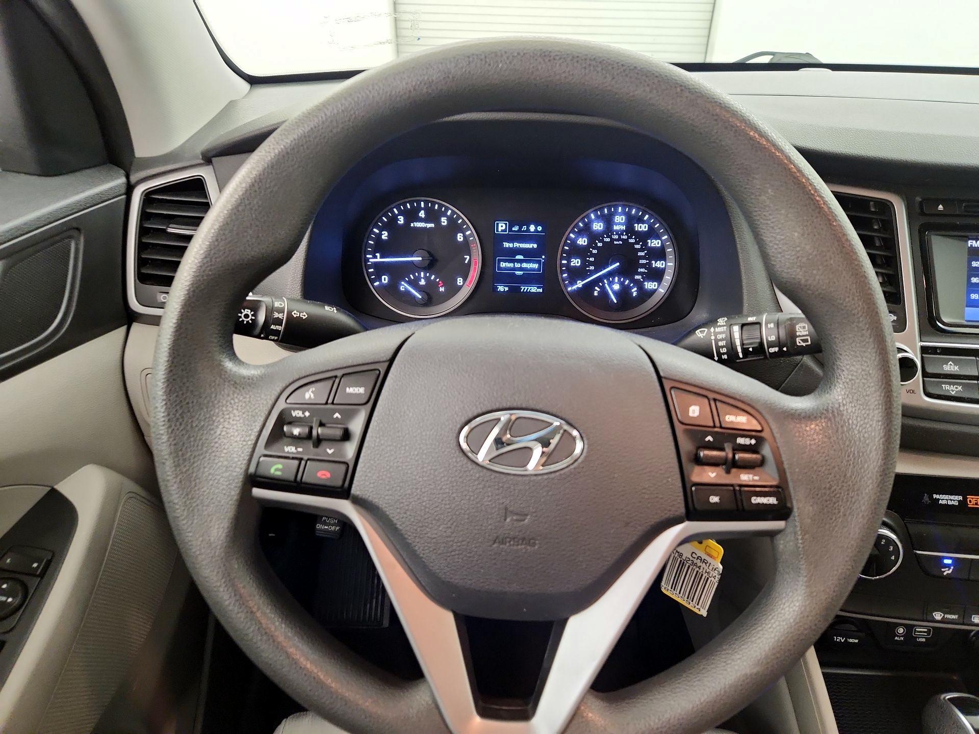 Thumbnail: 2017 Hyundai Tucson - 10