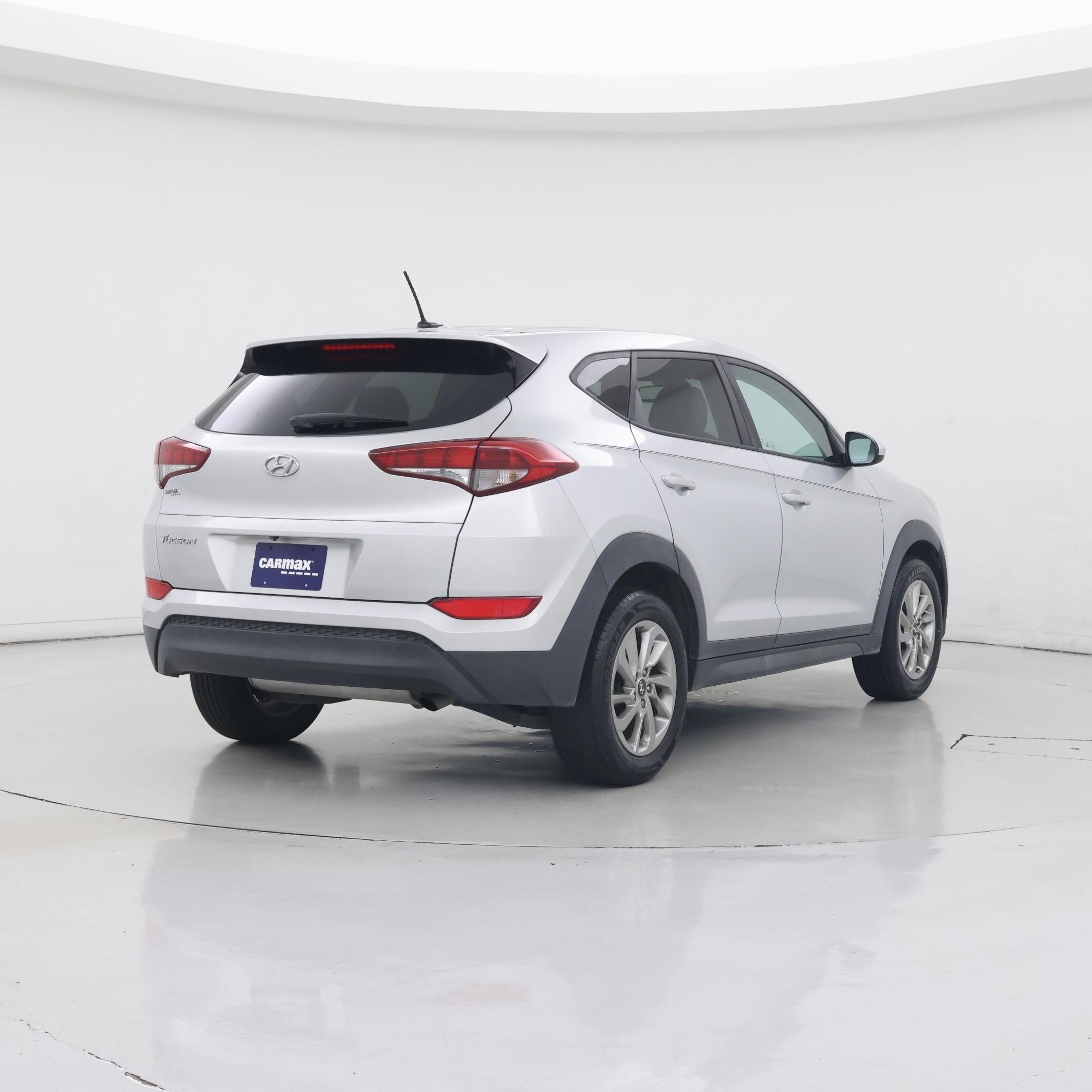 Thumbnail: 2017 Hyundai Tucson - 8
