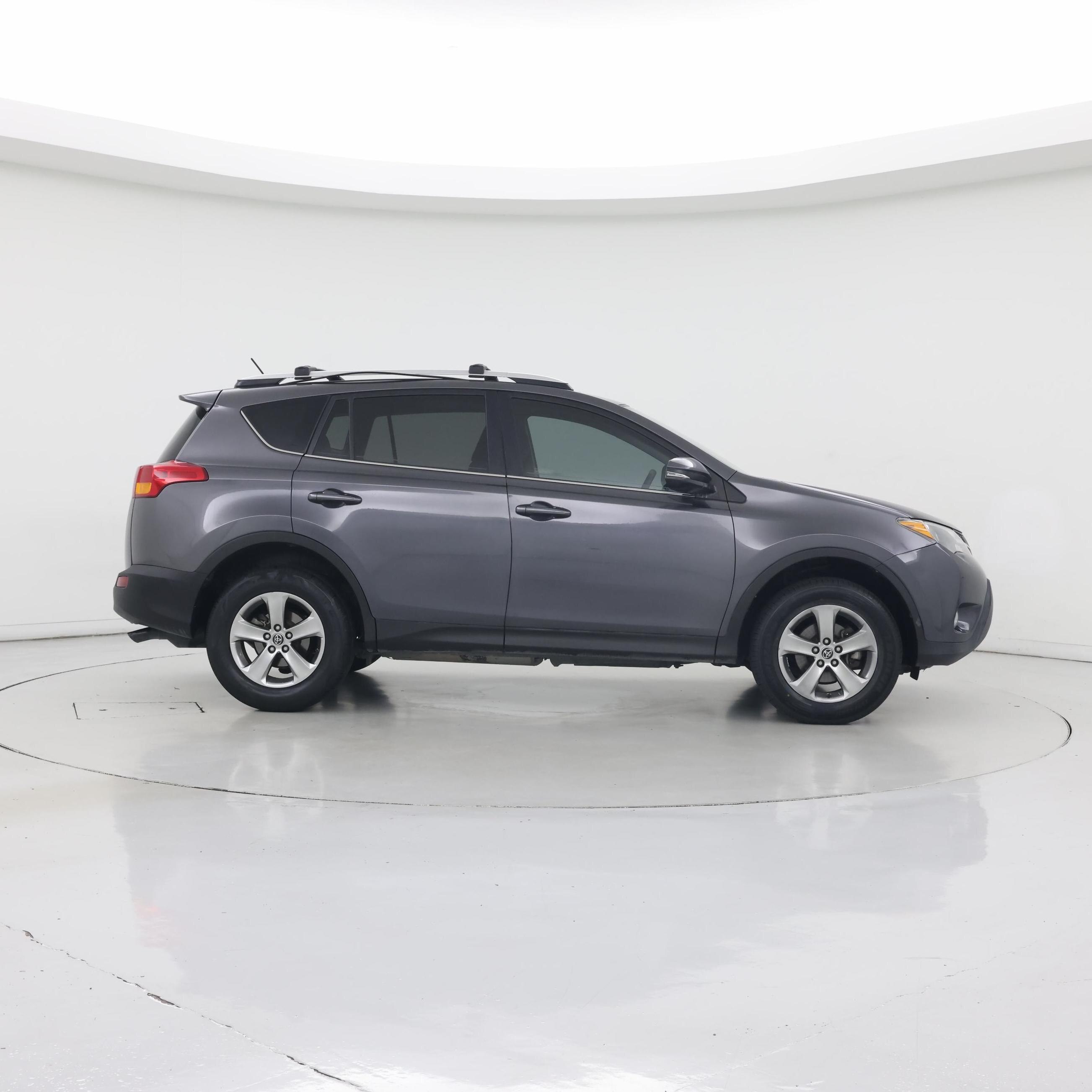 Thumbnail: 2015 Toyota RAV4 - 7