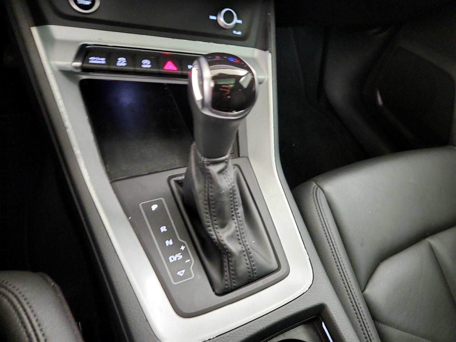 Thumbnail: 2021 Audi Q3 - 17