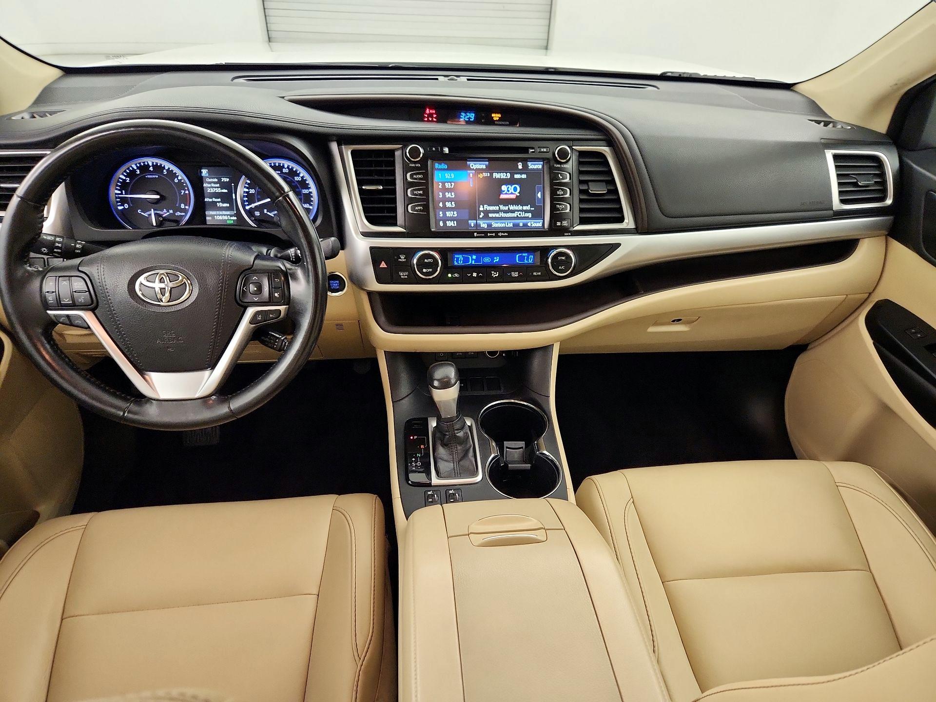 Thumbnail: 2017 Toyota Highlander - 9