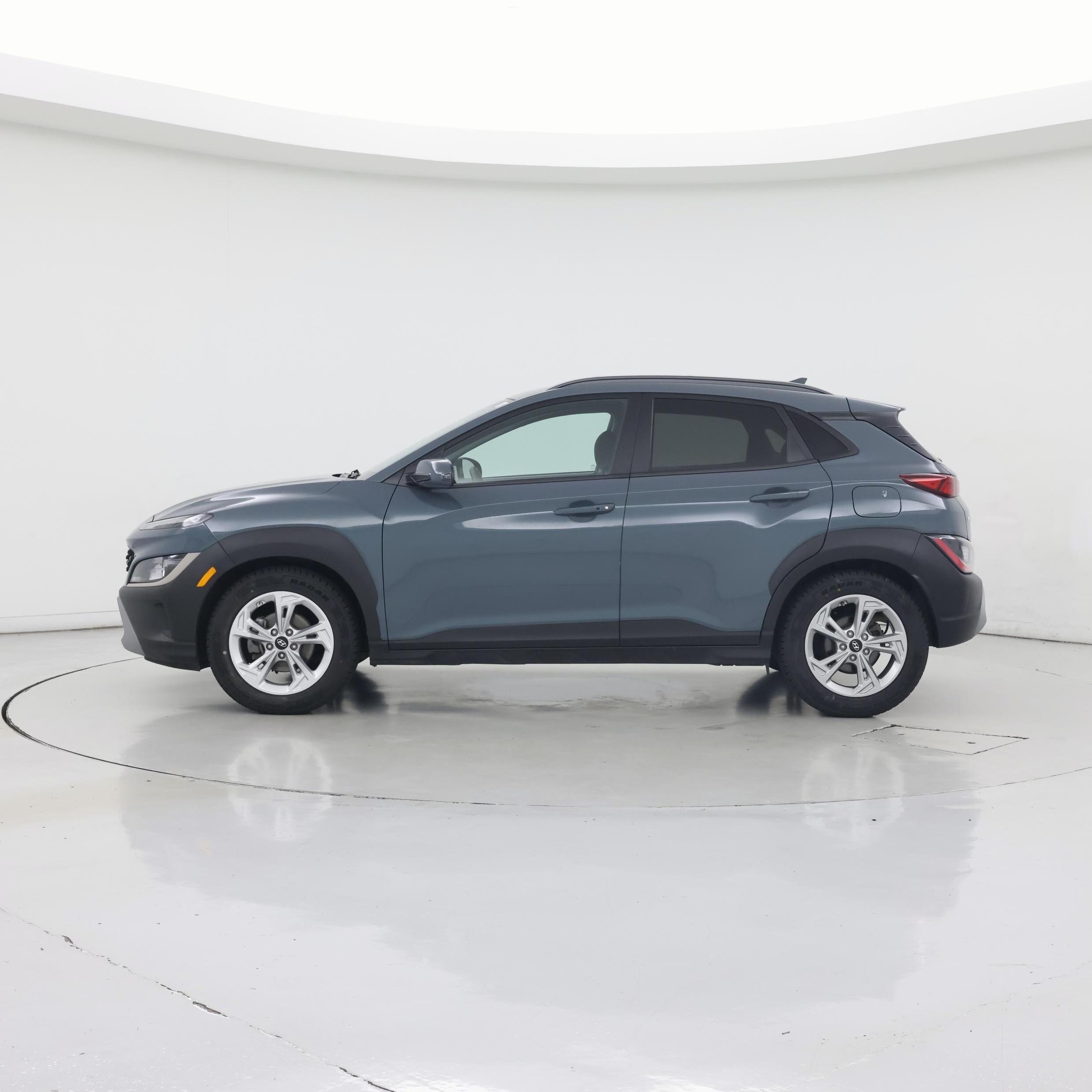 Thumbnail: 2023 Hyundai Kona - 3