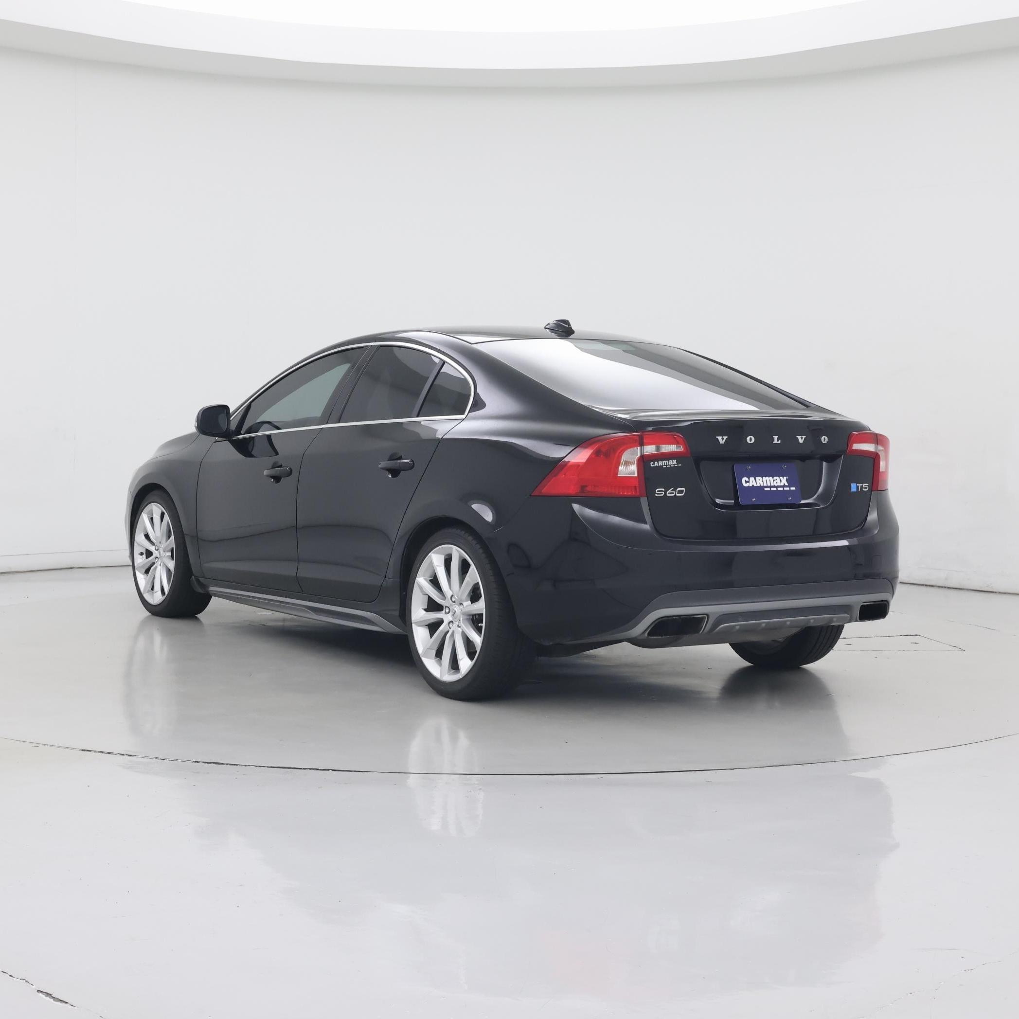 Thumbnail: 2015 Volvo S60 - 2