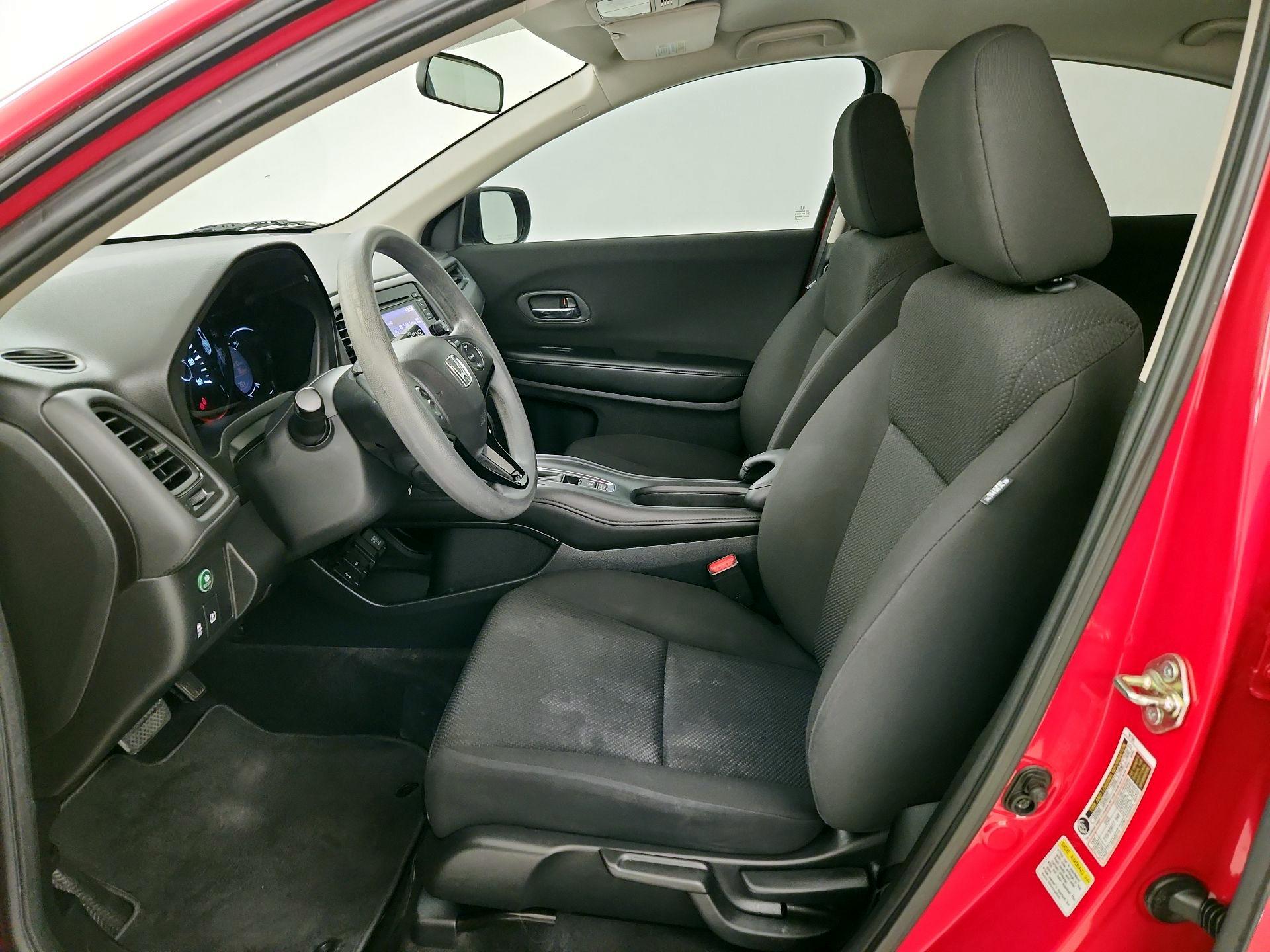 Thumbnail: 2016 Honda HR-V - 11