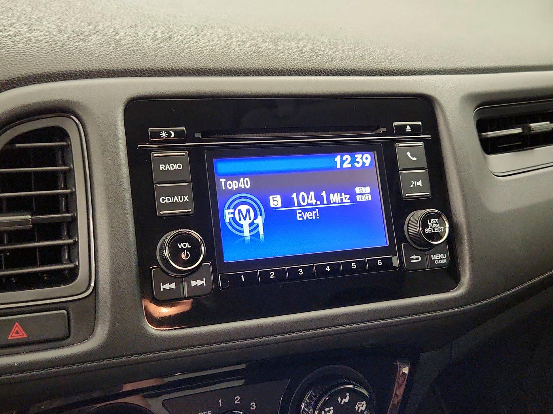 Thumbnail: 2016 Honda HR-V - 15