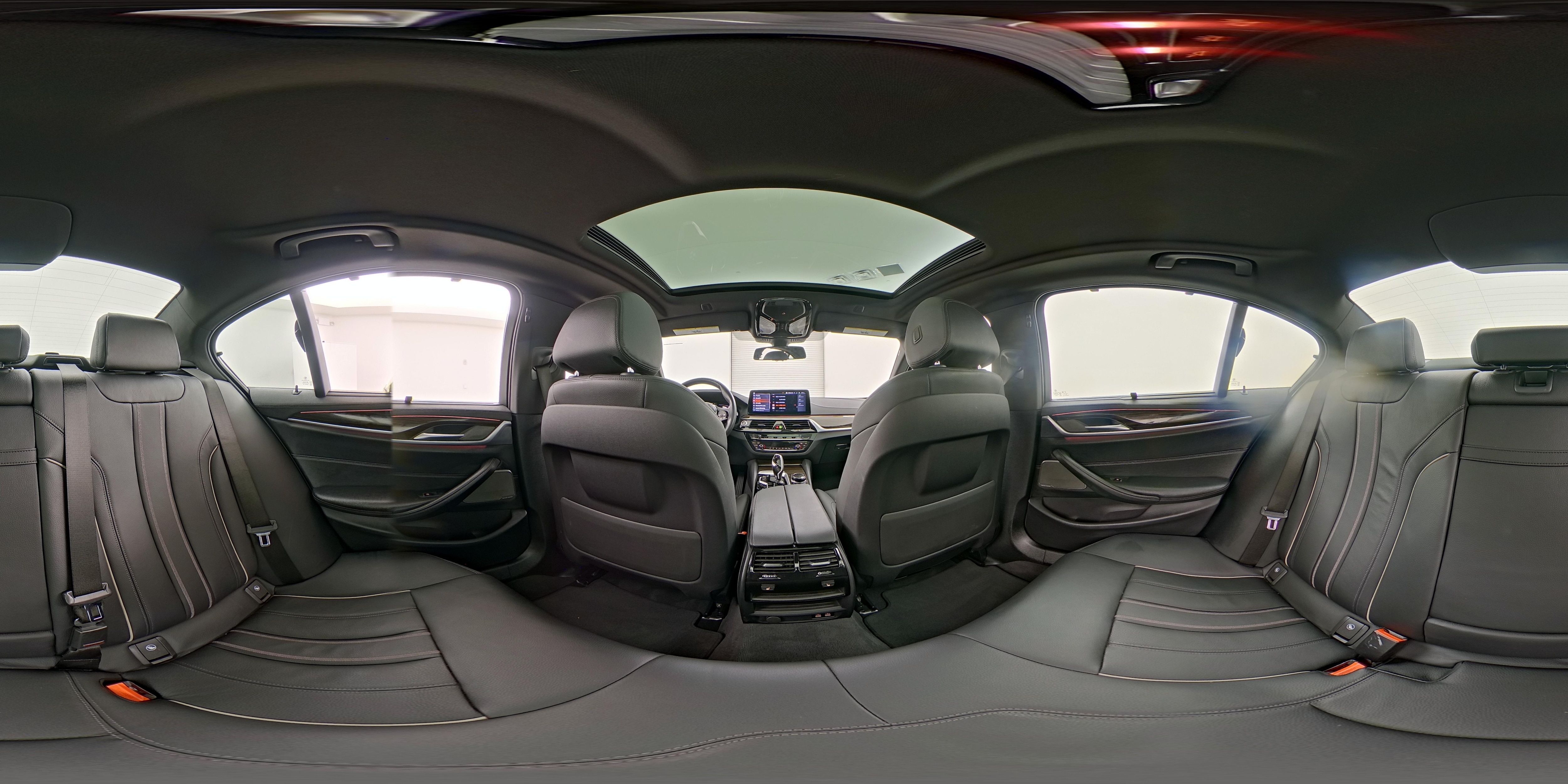 2021 BMW 5 Series 540i - Photo 28