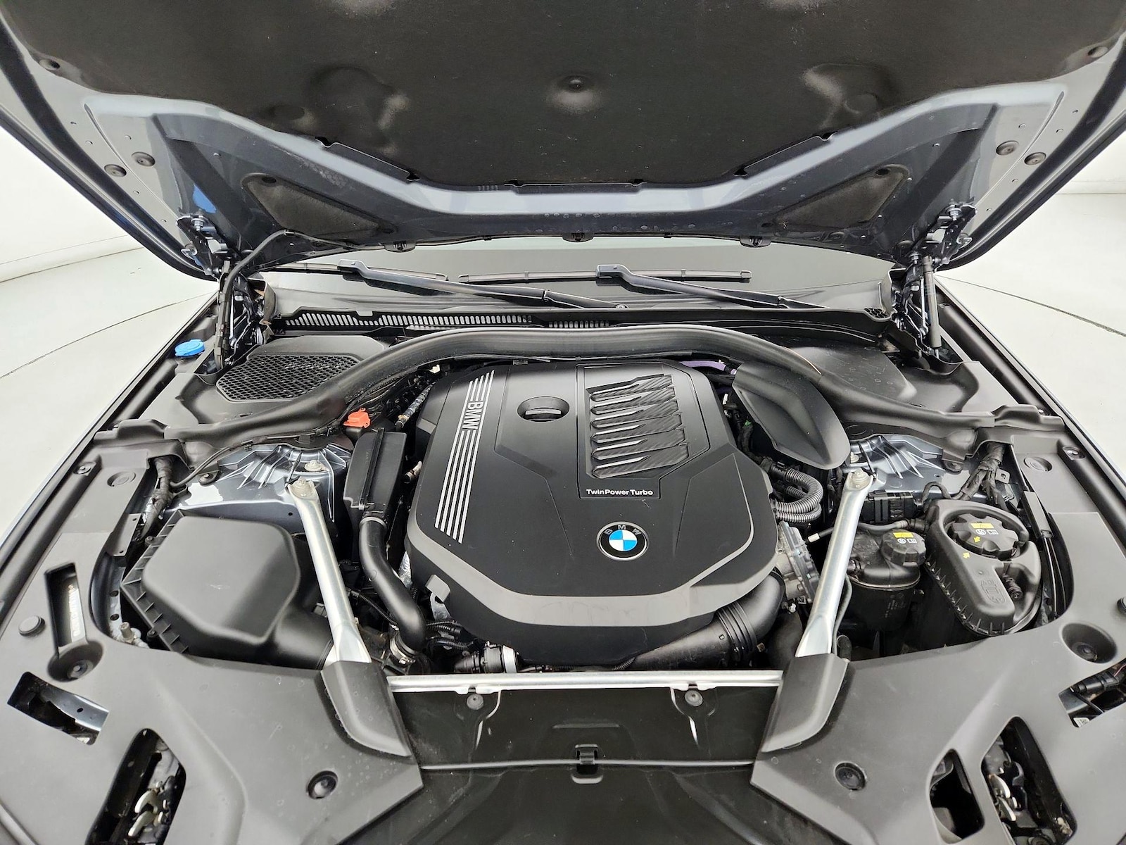 2021 BMW 5 Series 540i - Photo 24