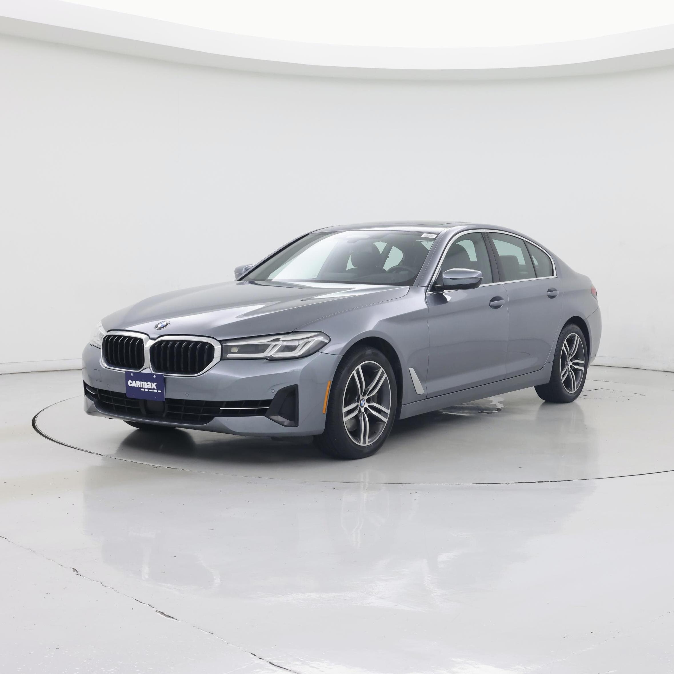 Thumbnail: 2021 BMW 5 Series - 4