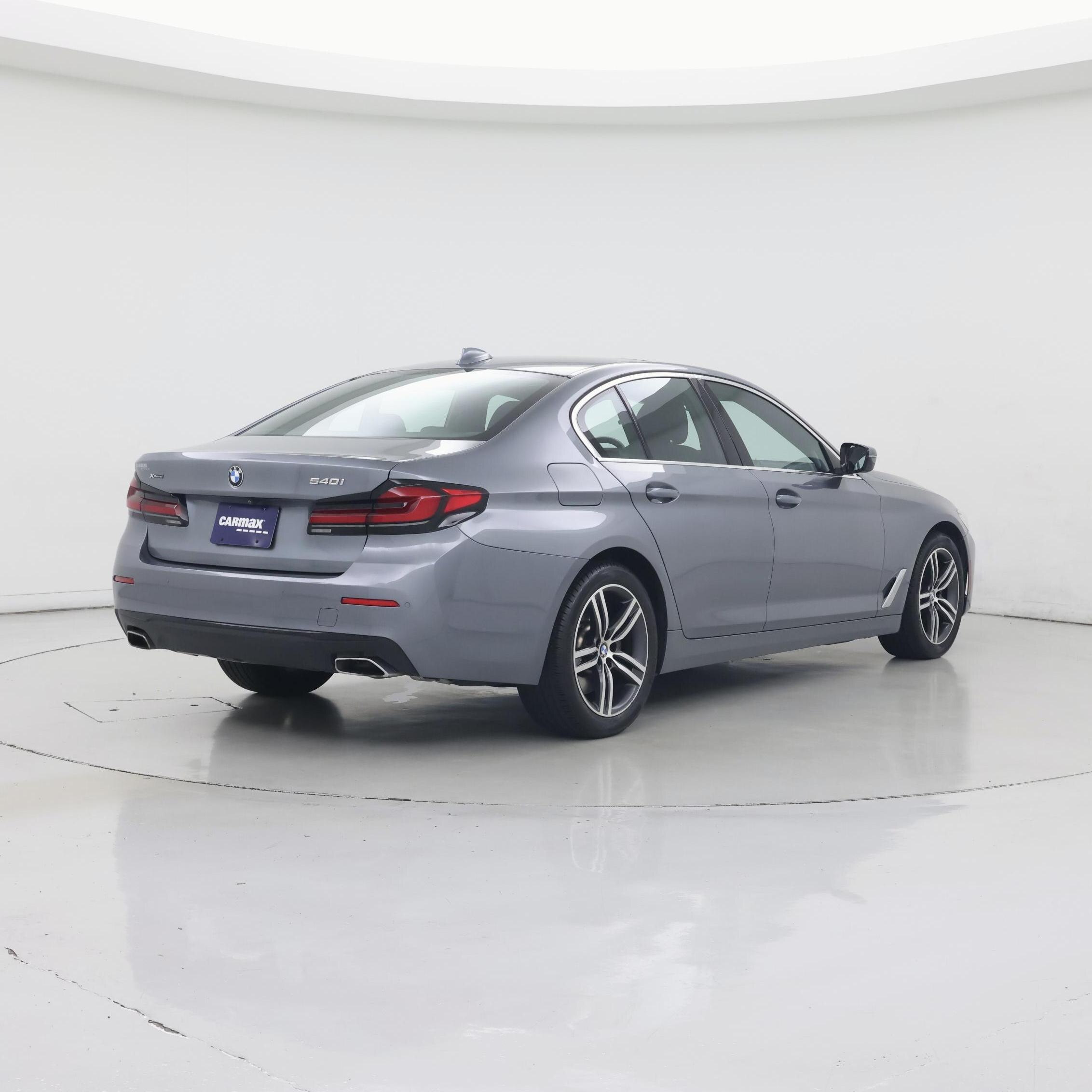 Thumbnail: 2021 BMW 5 Series - 8
