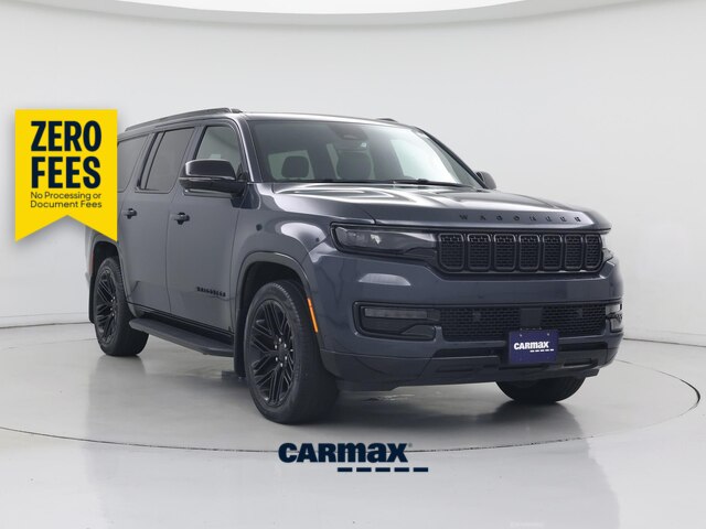 Gray 2023 Jeep Wagoneer SUV / Crossover 4X2 Automatic