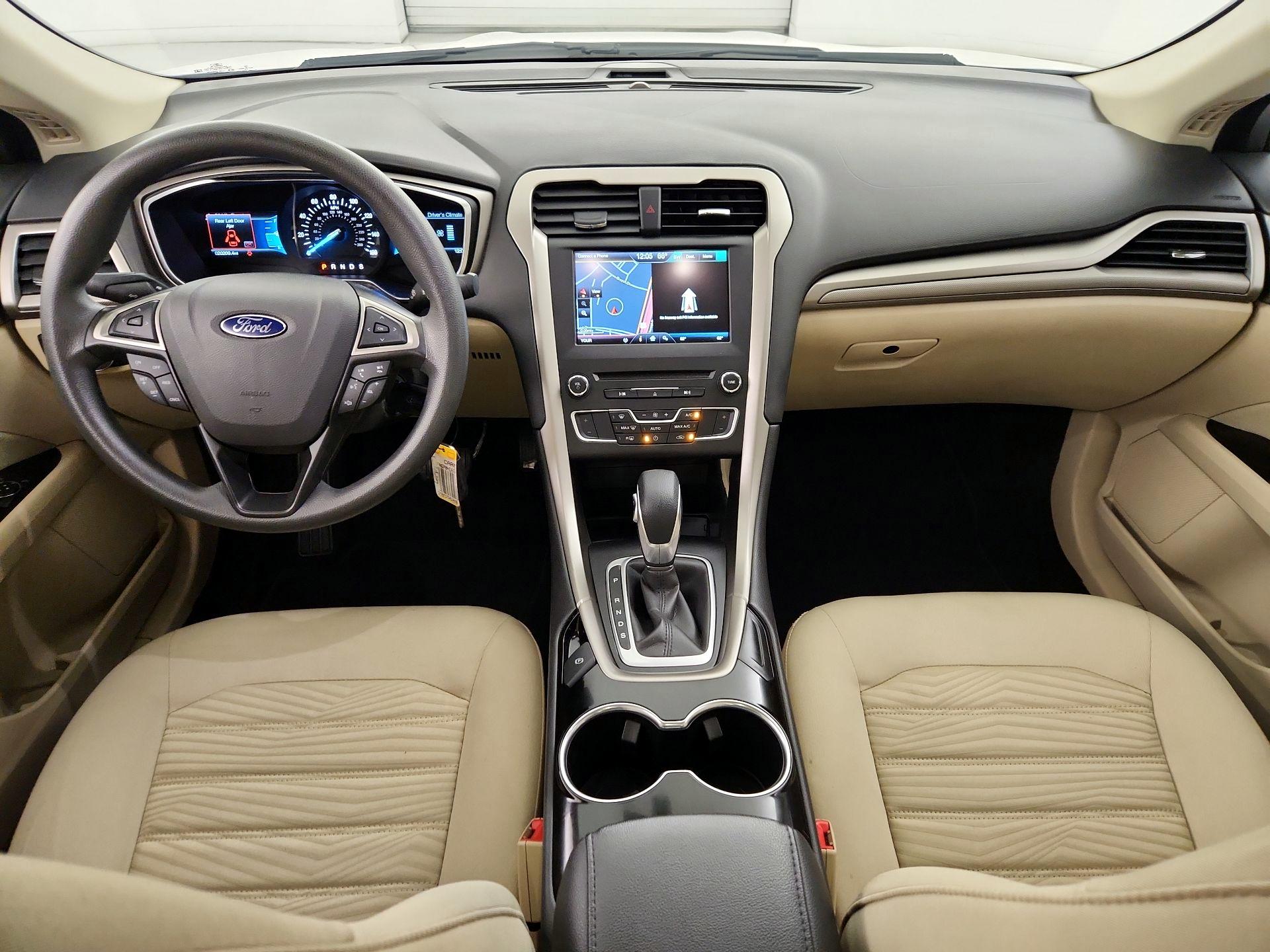 Thumbnail: 2016 Ford Fusion - 9
