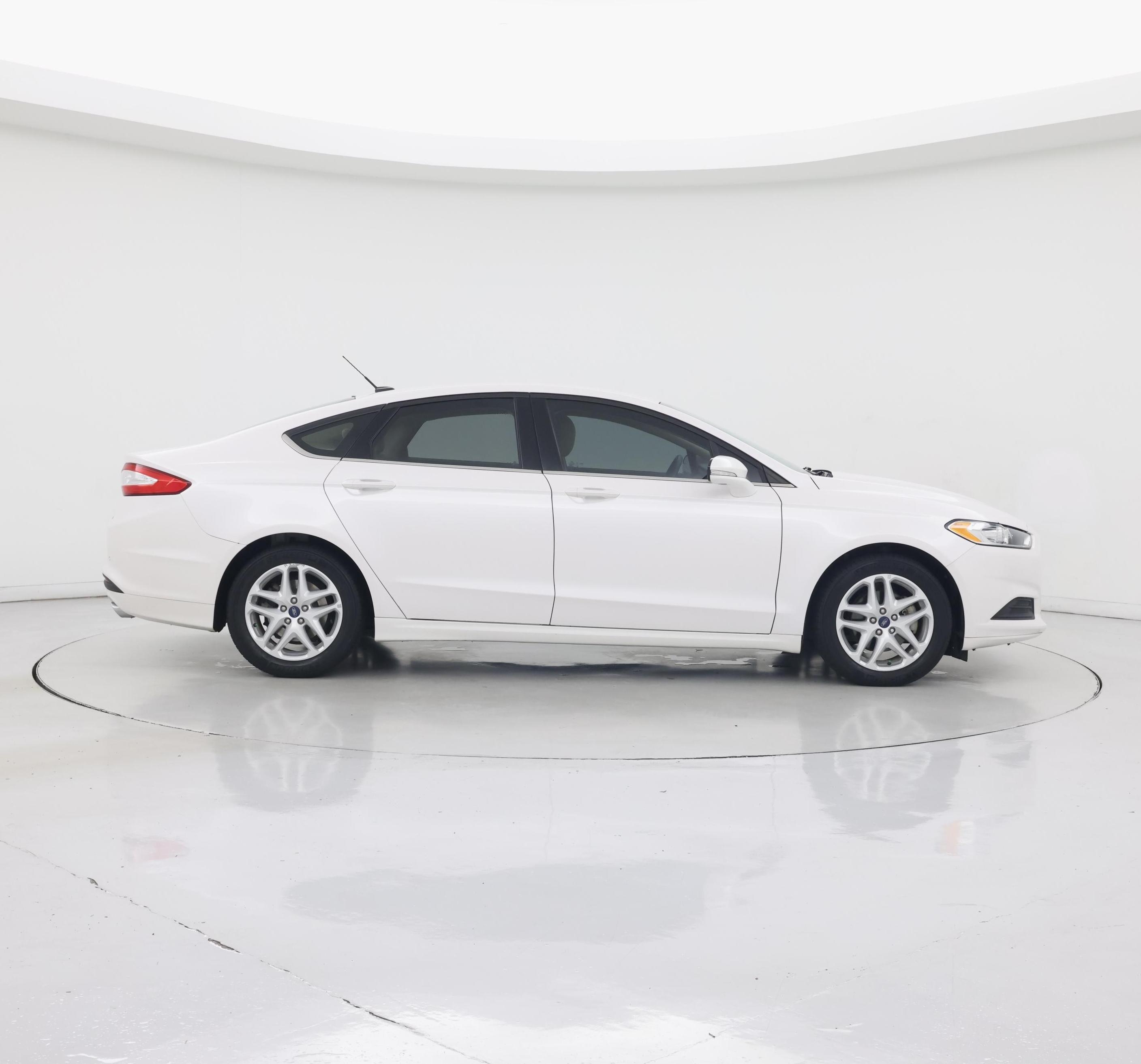 Thumbnail: 2016 Ford Fusion - 7