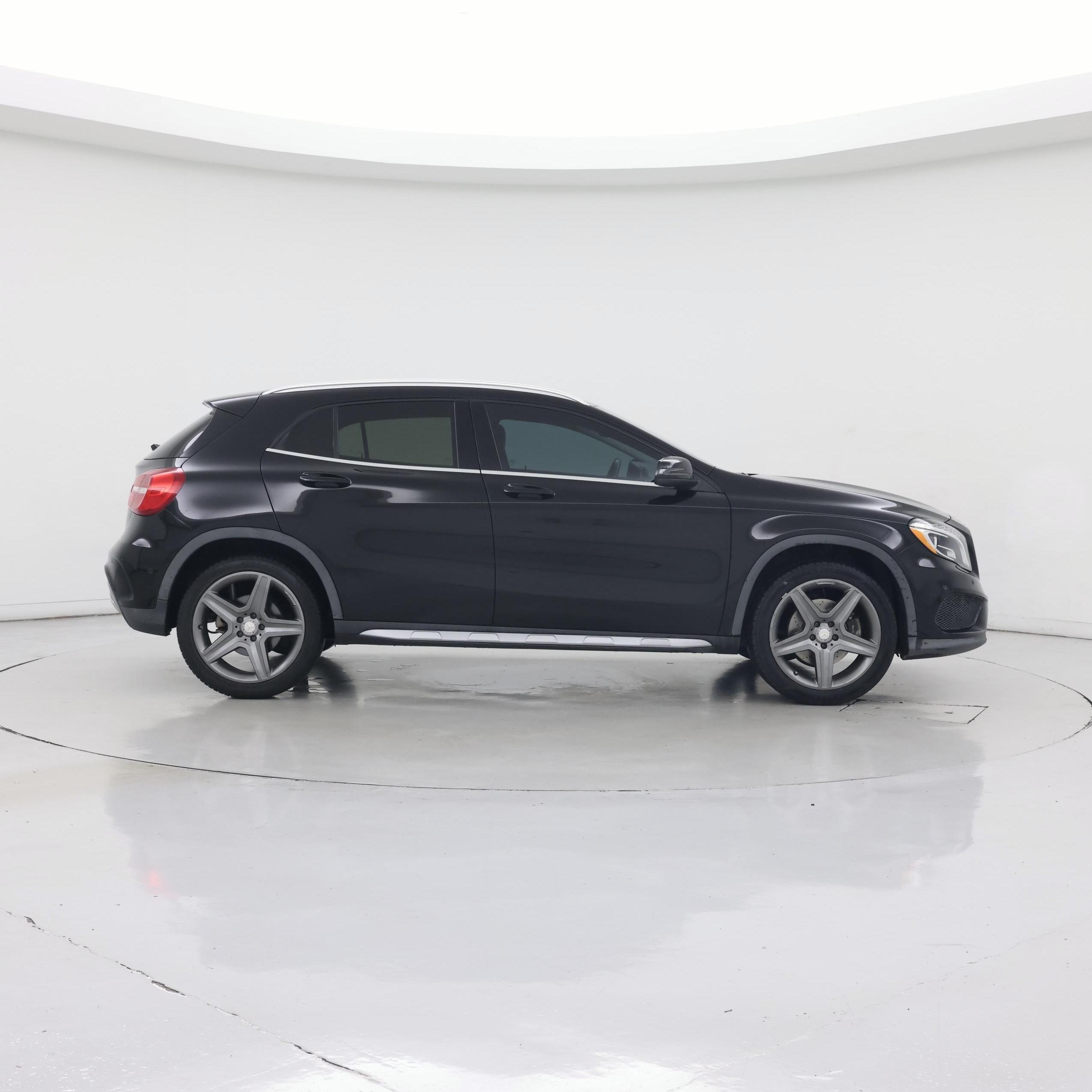 Thumbnail: 2015 Mercedes-Benz GLA - 7
