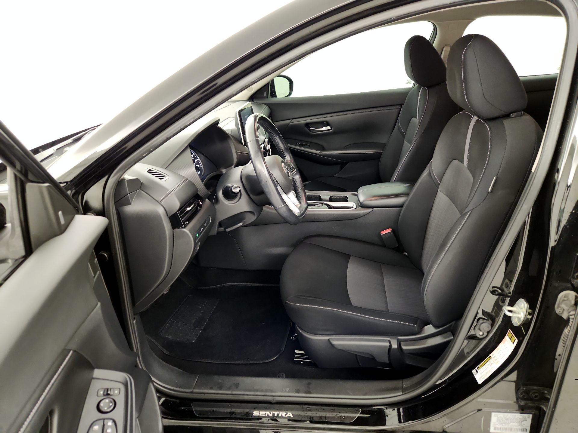 Thumbnail: 2021 Nissan Sentra - 11