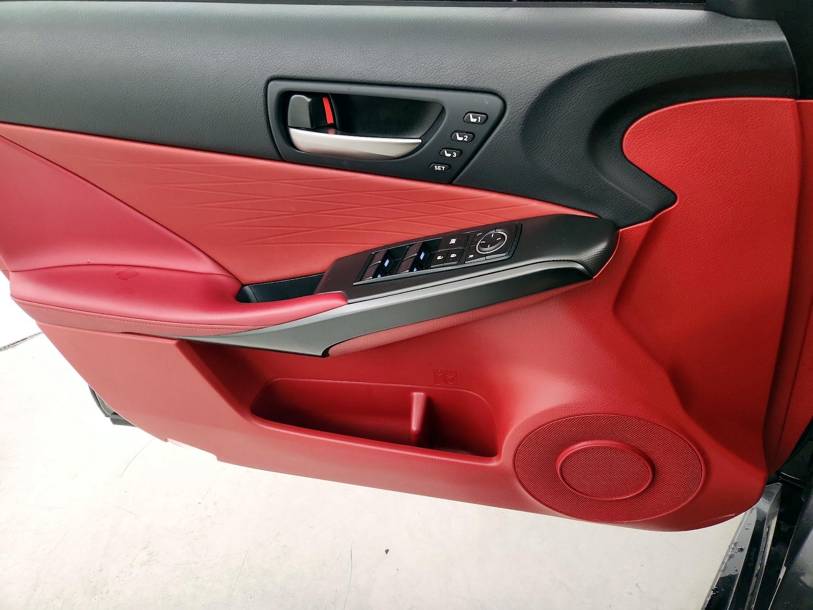 2024 Lexus IS 350 F SPORT - Photo 13