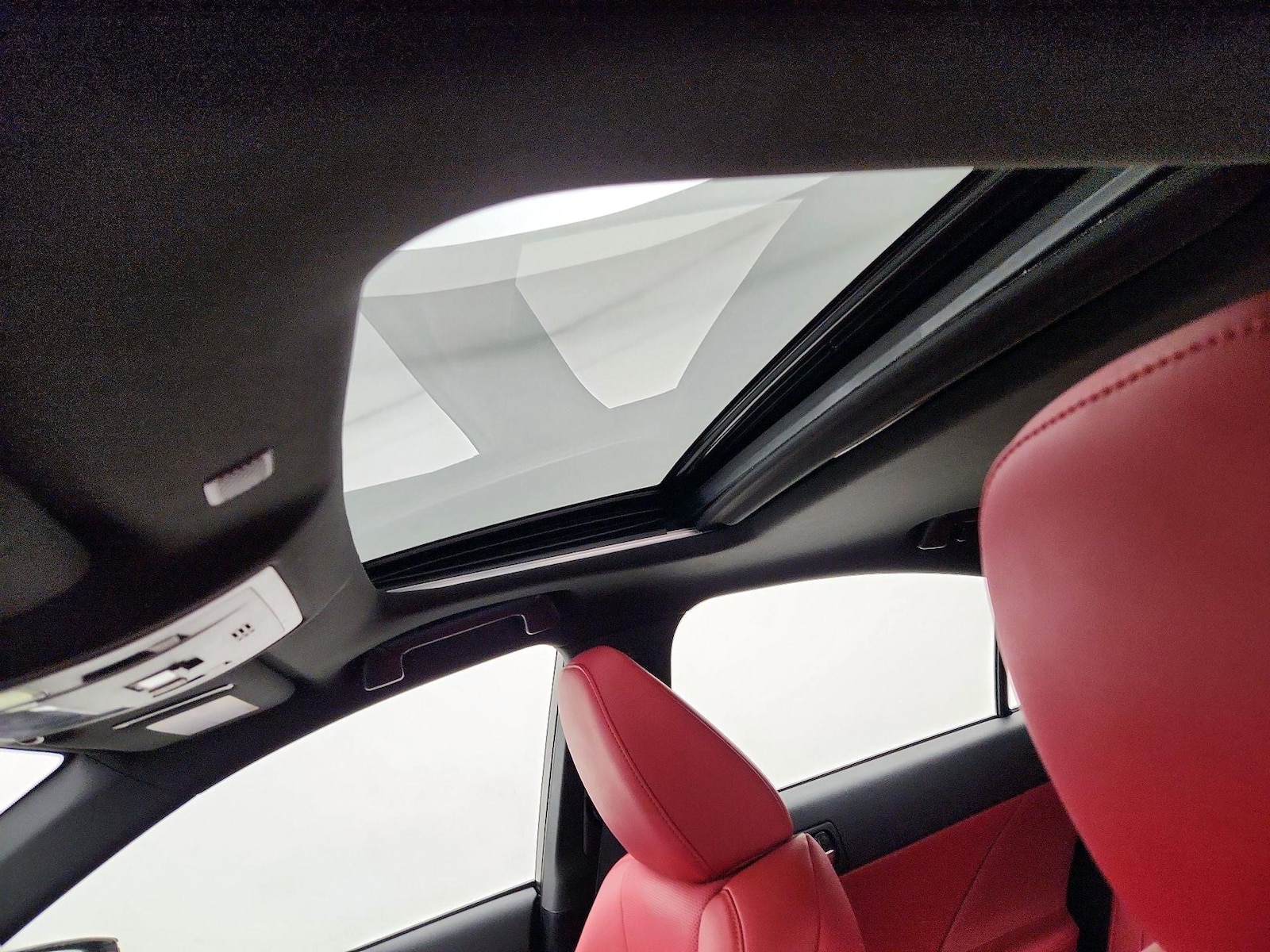 2024 Lexus IS 350 F SPORT - Photo 21