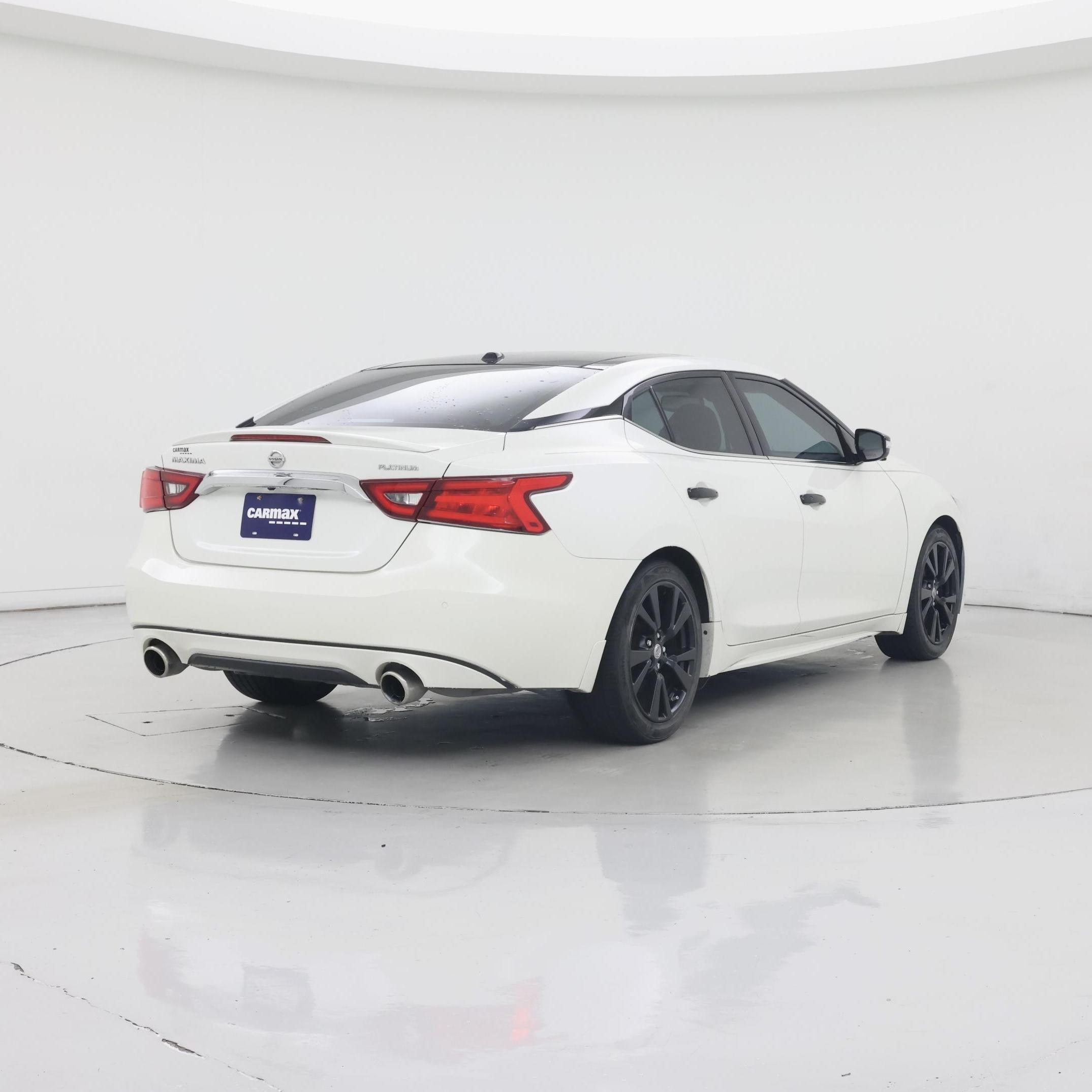Thumbnail: 2016 Nissan Maxima - 8