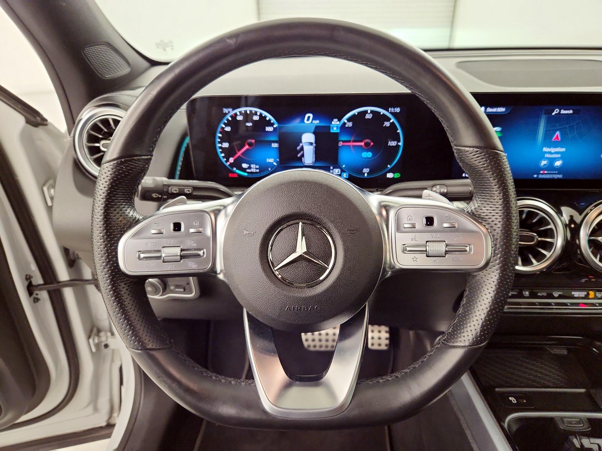 Thumbnail: 2023 Mercedes-Benz EQB - 10
