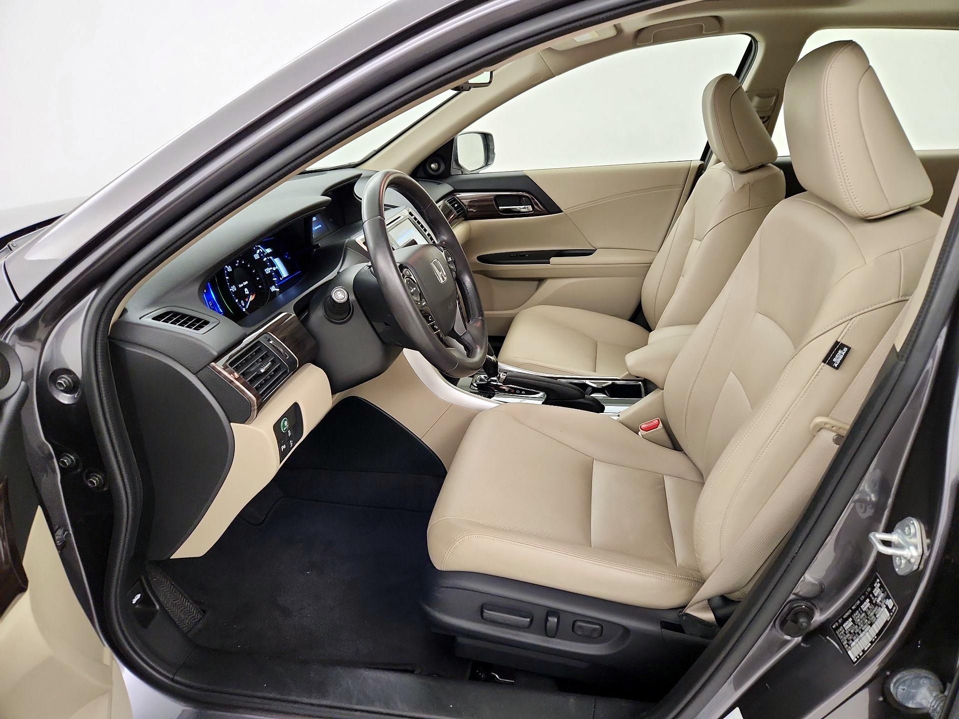 Thumbnail: 2017 Honda Accord - 11
