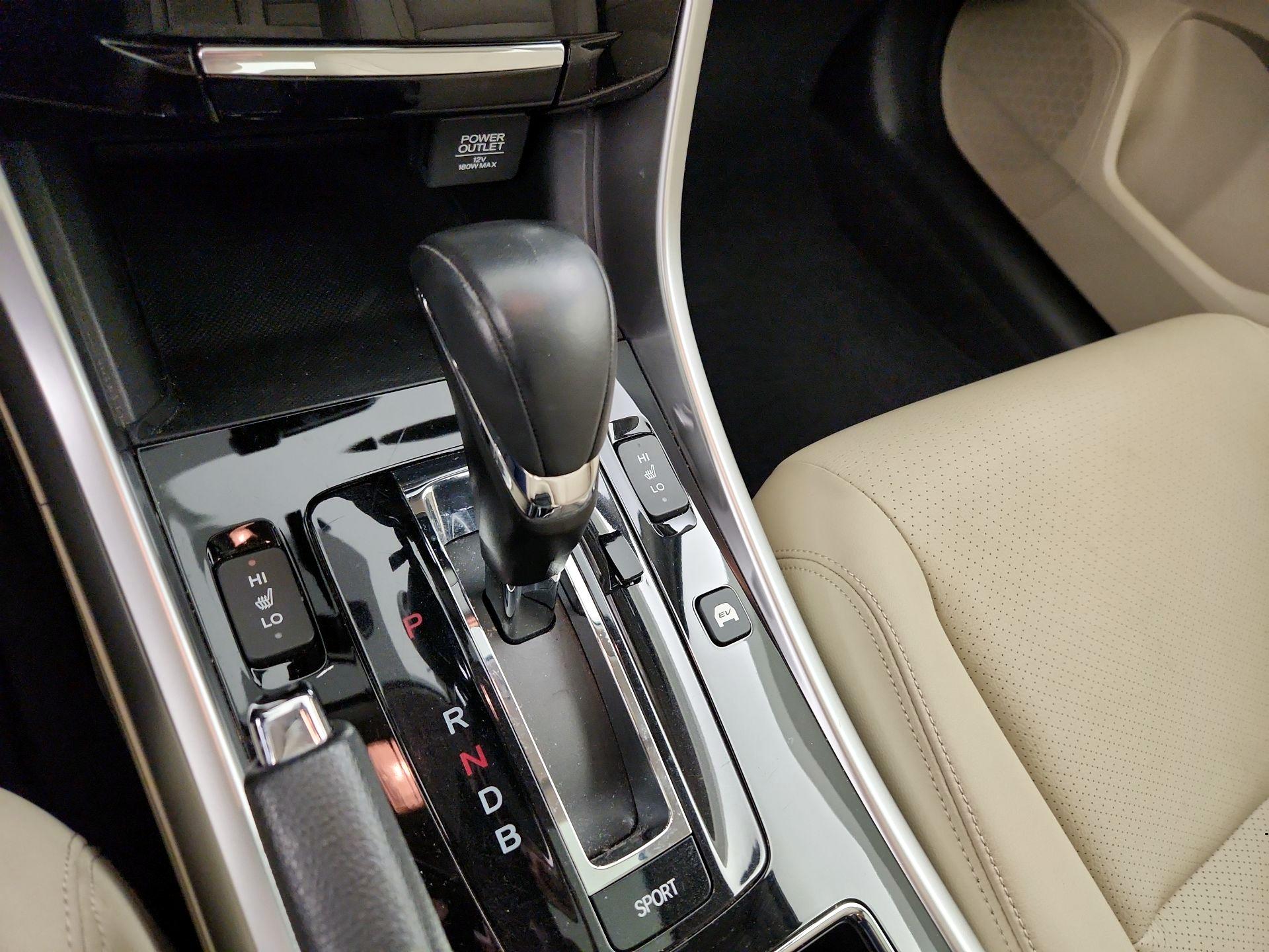 Thumbnail: 2017 Honda Accord - 18