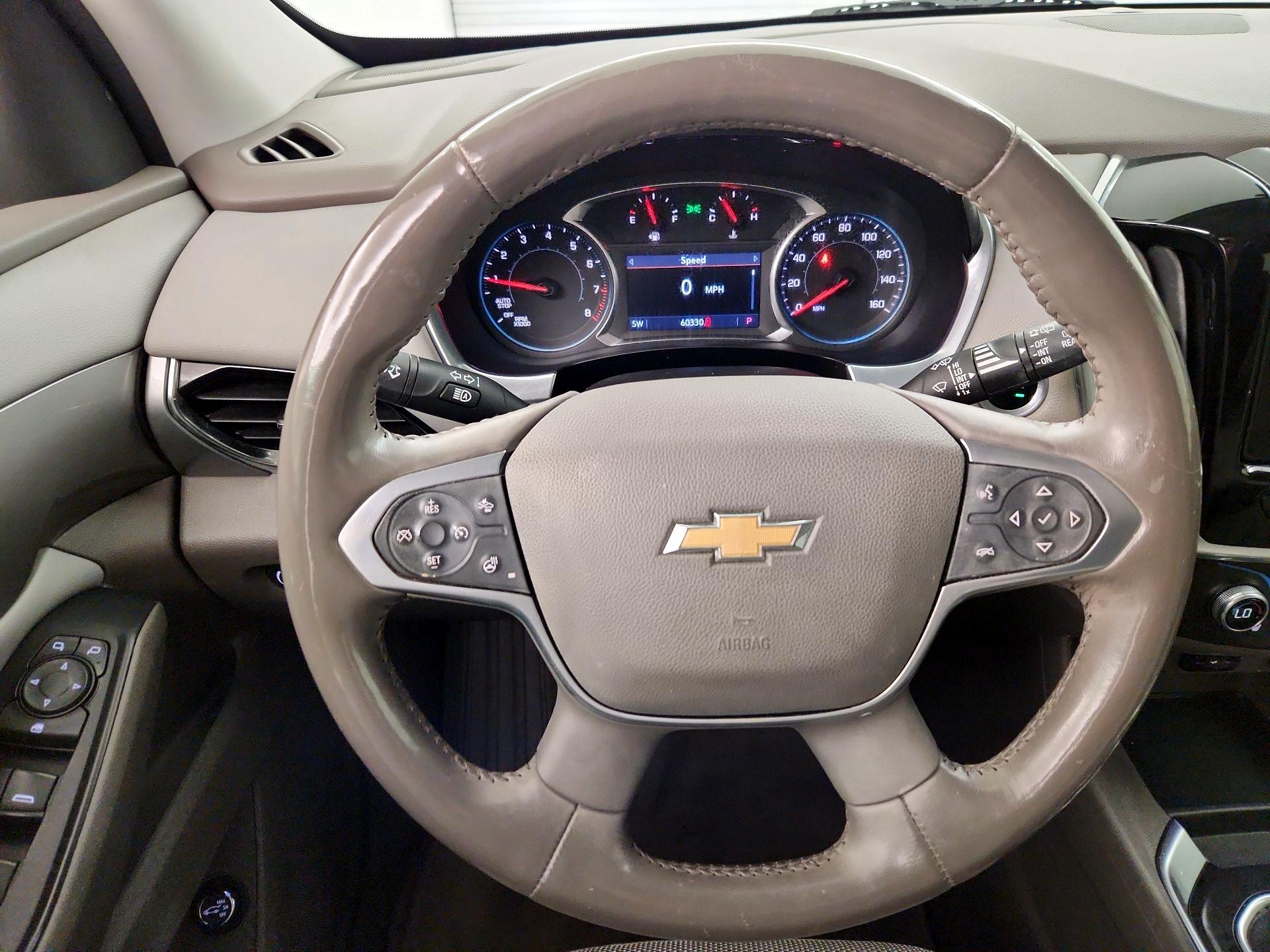 Thumbnail: 2021 Chevrolet Traverse - 10