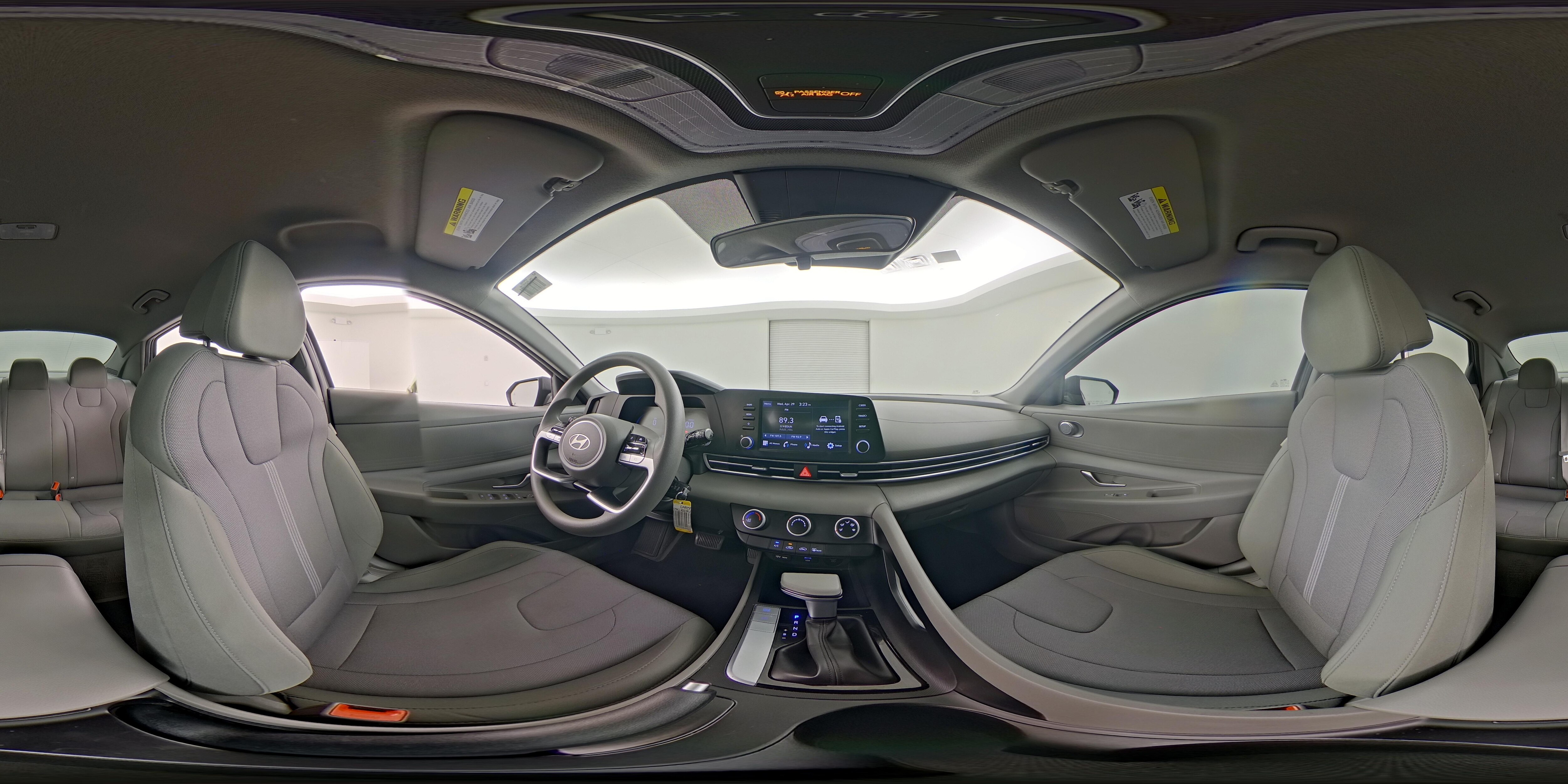 2024 Hyundai Elantra SE - Photo 24