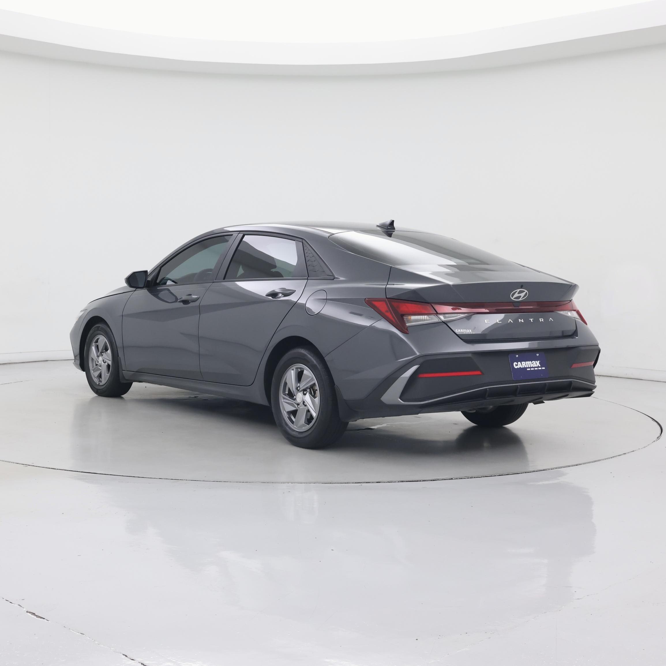 Thumbnail: 2024 Hyundai Elantra - 2