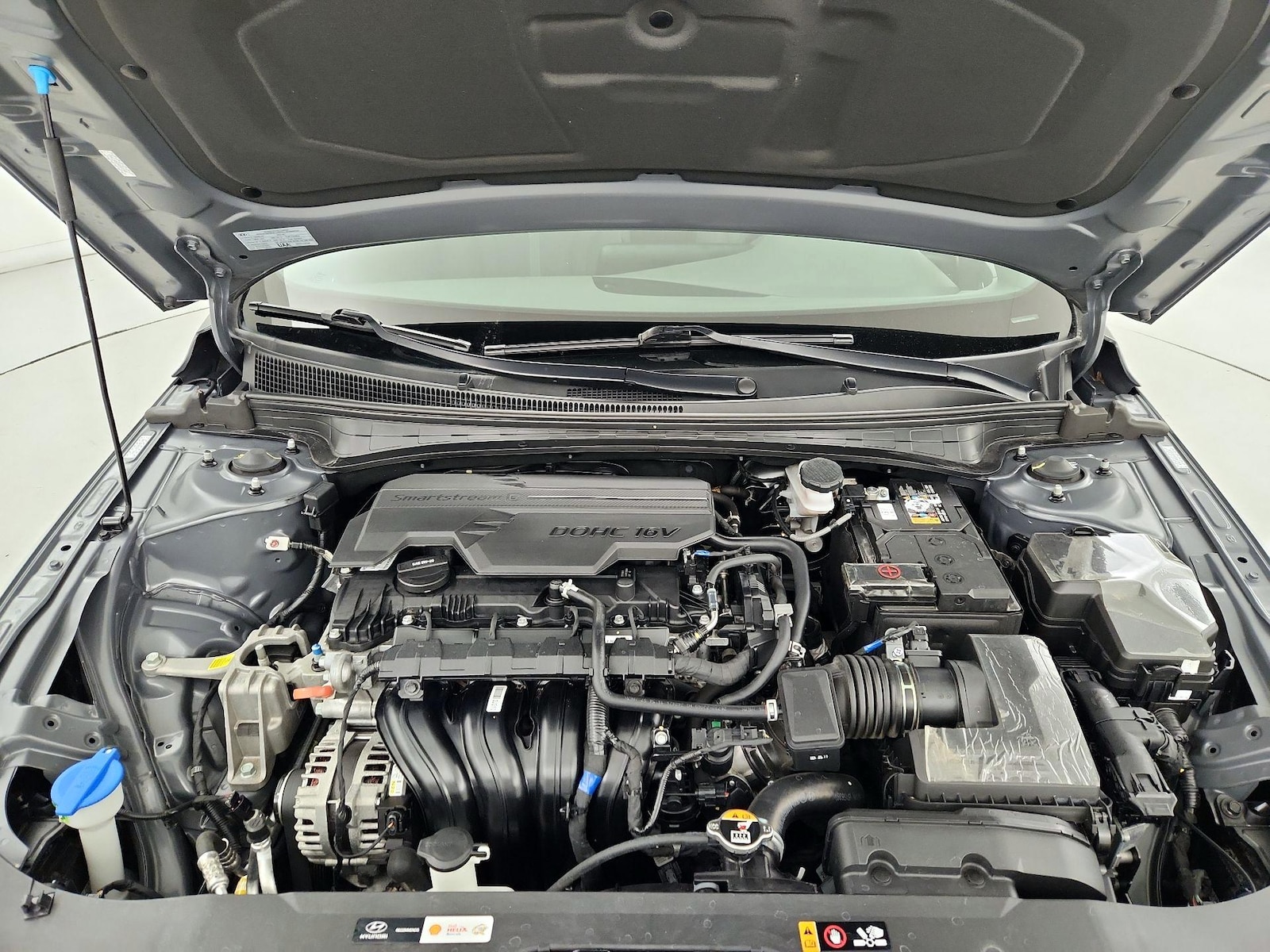 2024 Hyundai Elantra SE - Photo 22