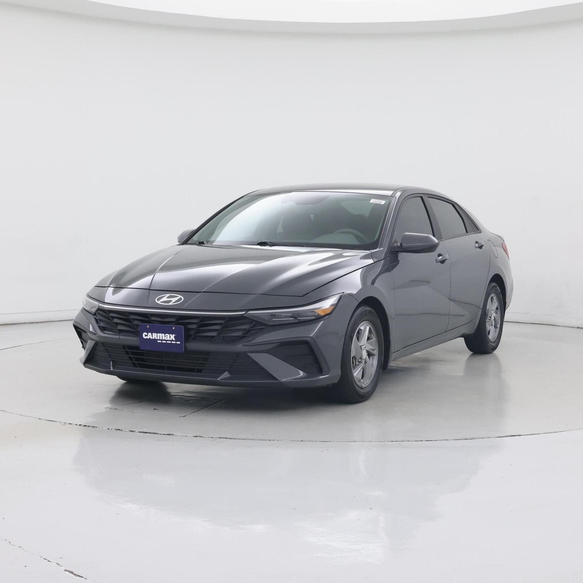 Thumbnail: 2024 Hyundai Elantra - 4