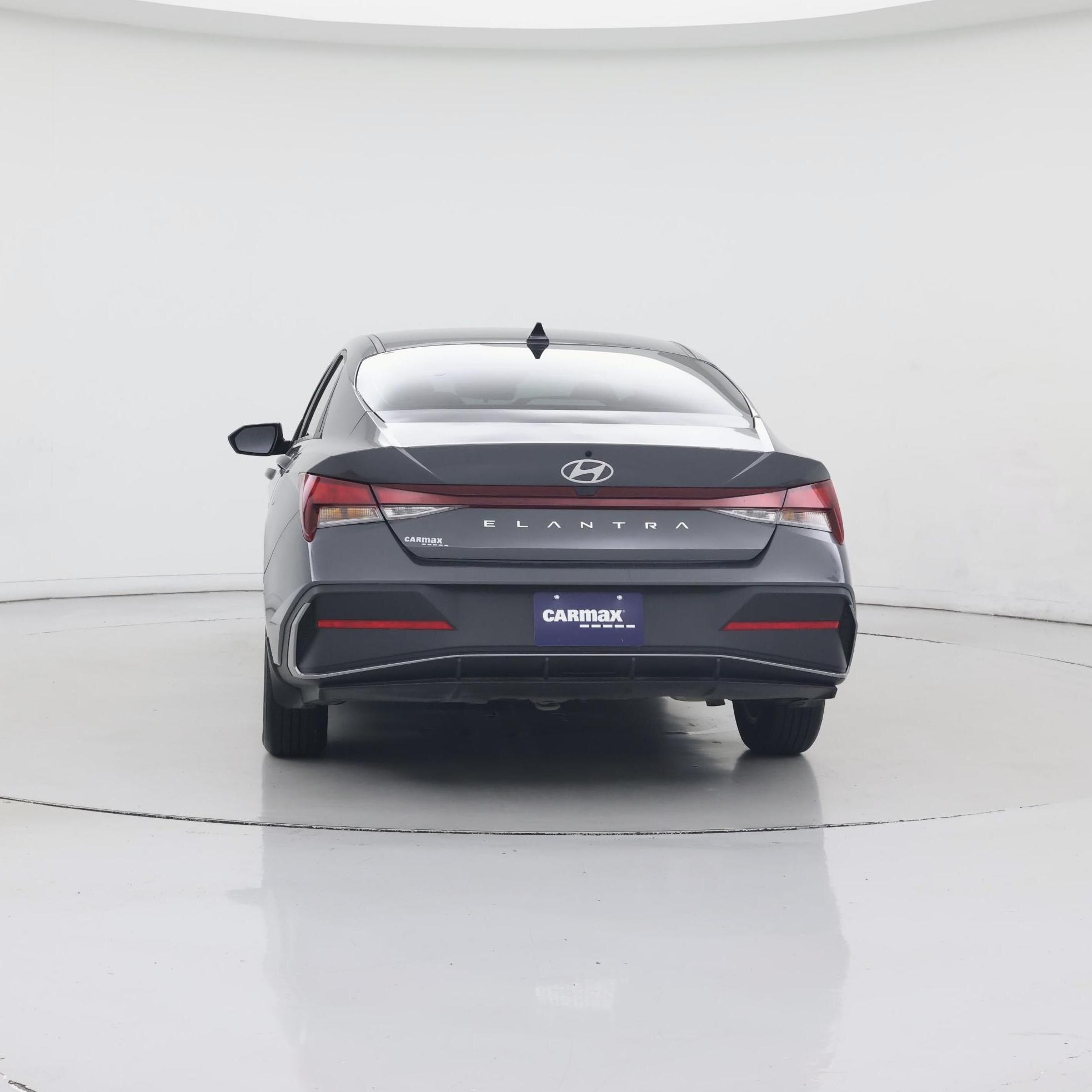 Thumbnail: 2024 Hyundai Elantra - 6