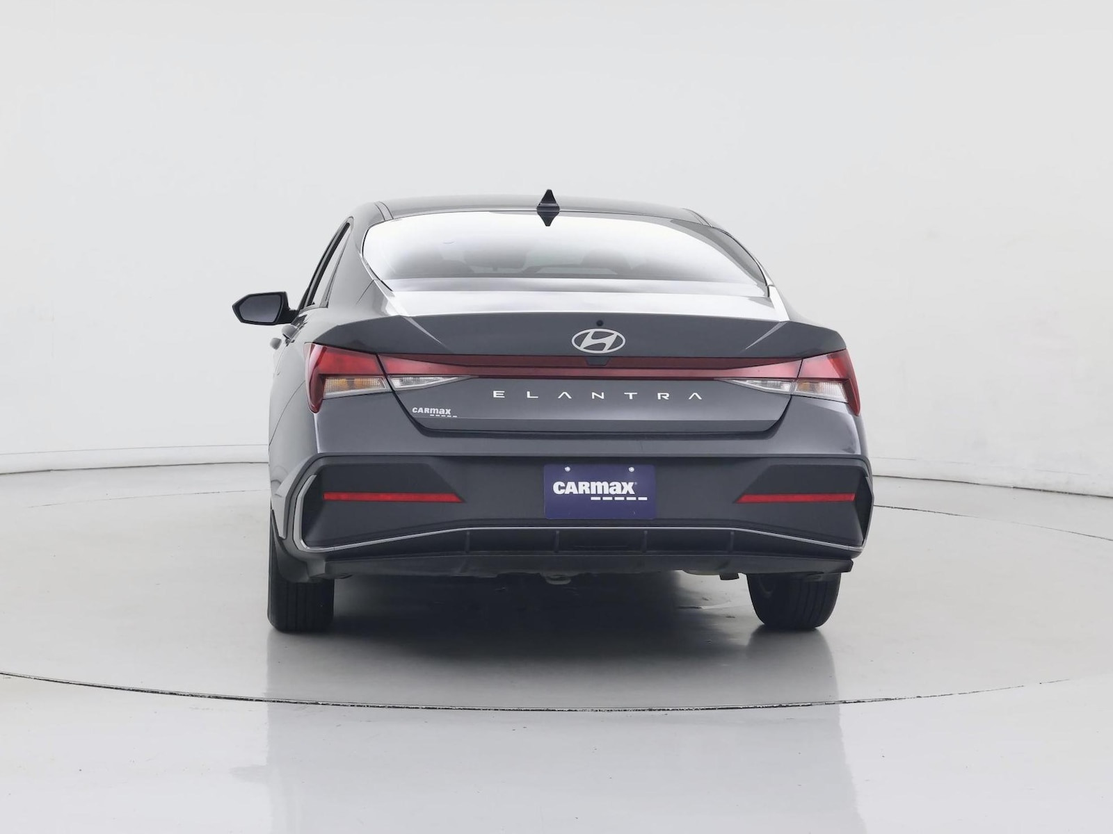 2024 Hyundai Elantra SE - Photo 7