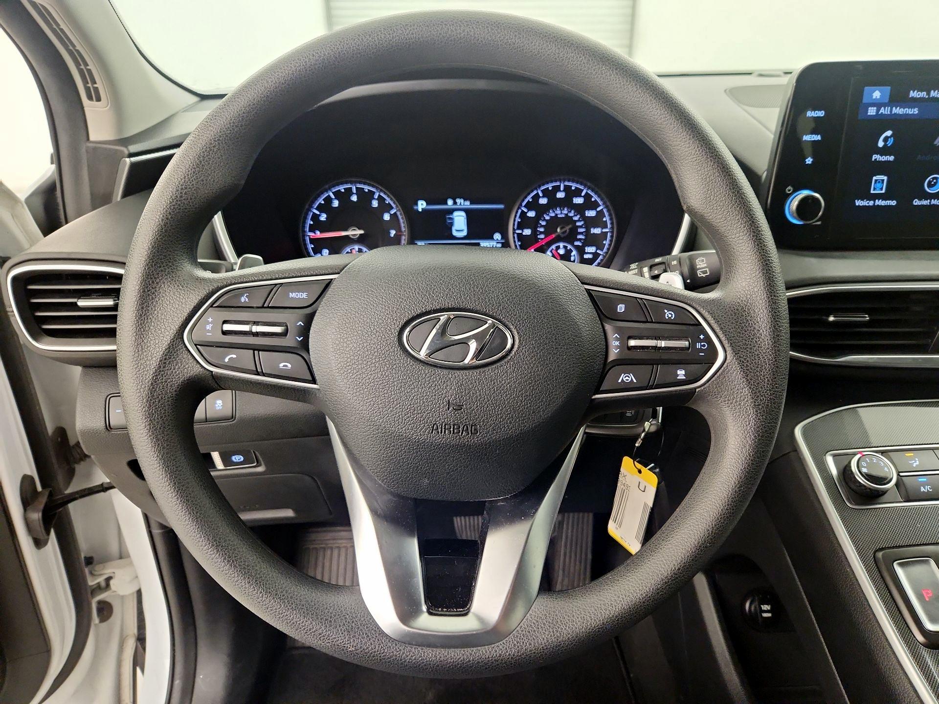 Thumbnail: 2022 Hyundai Santa Fe - 10
