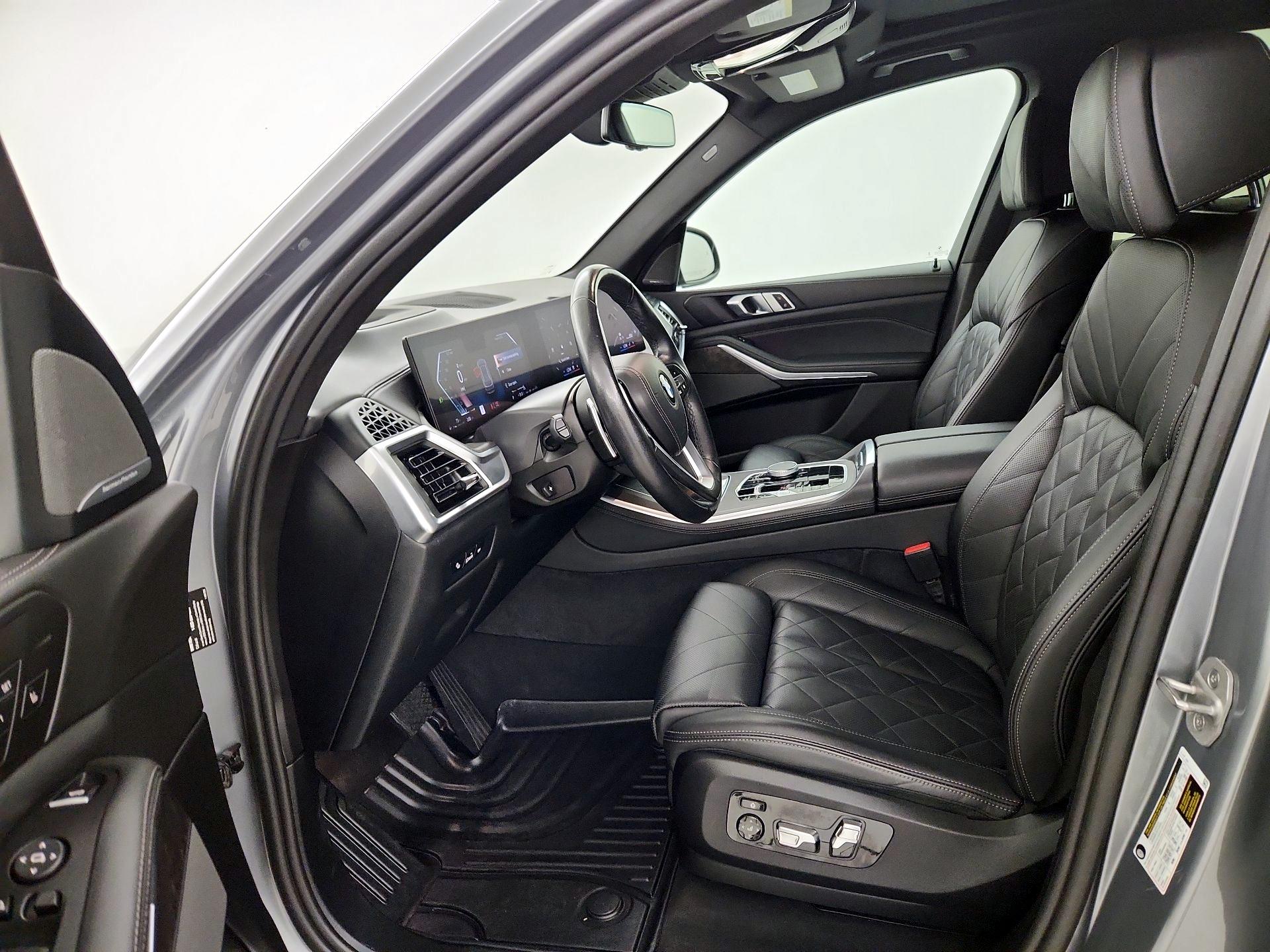 Thumbnail: 2024 BMW X5 - 11