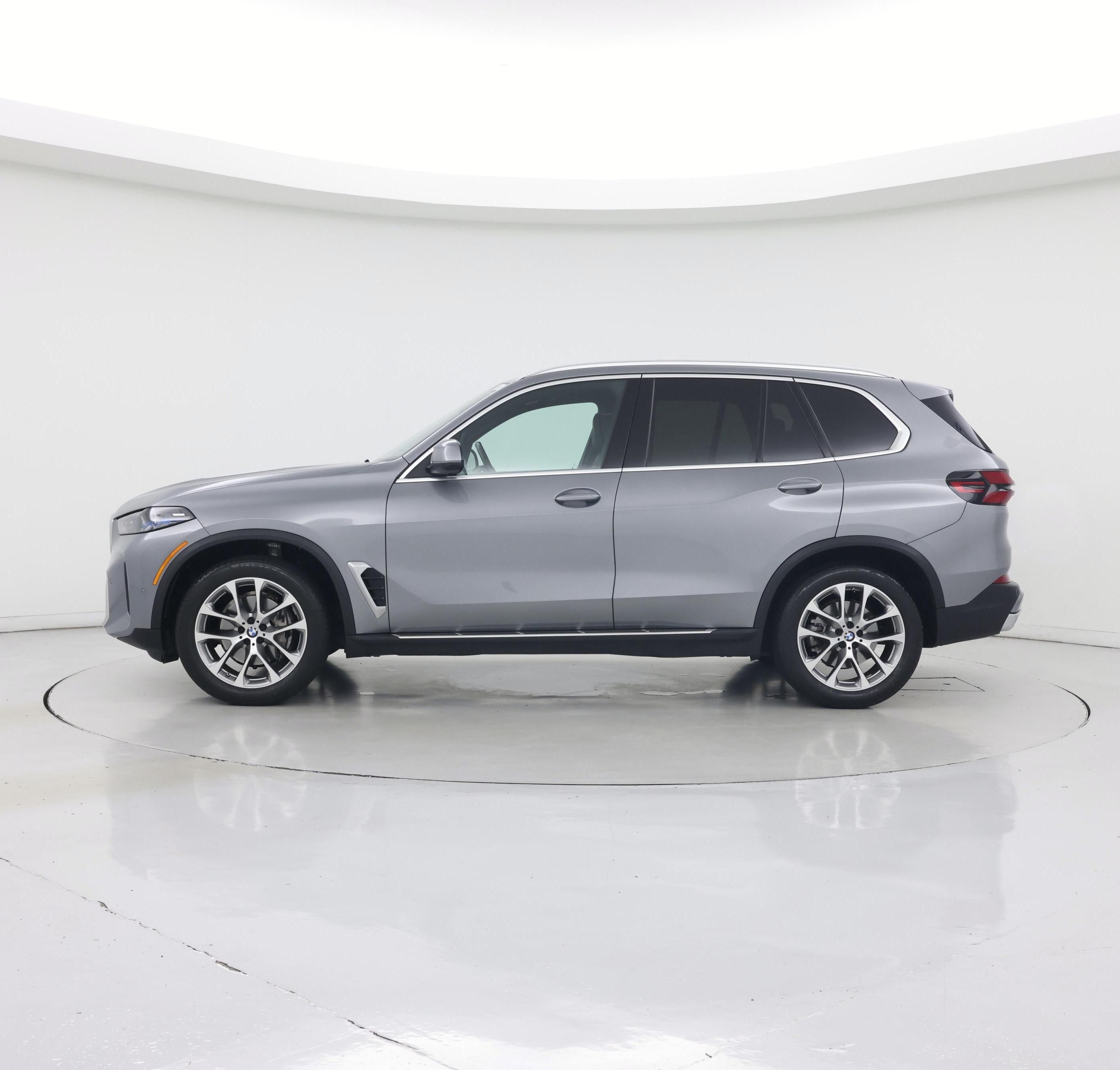 Thumbnail: 2024 BMW X5 - 3