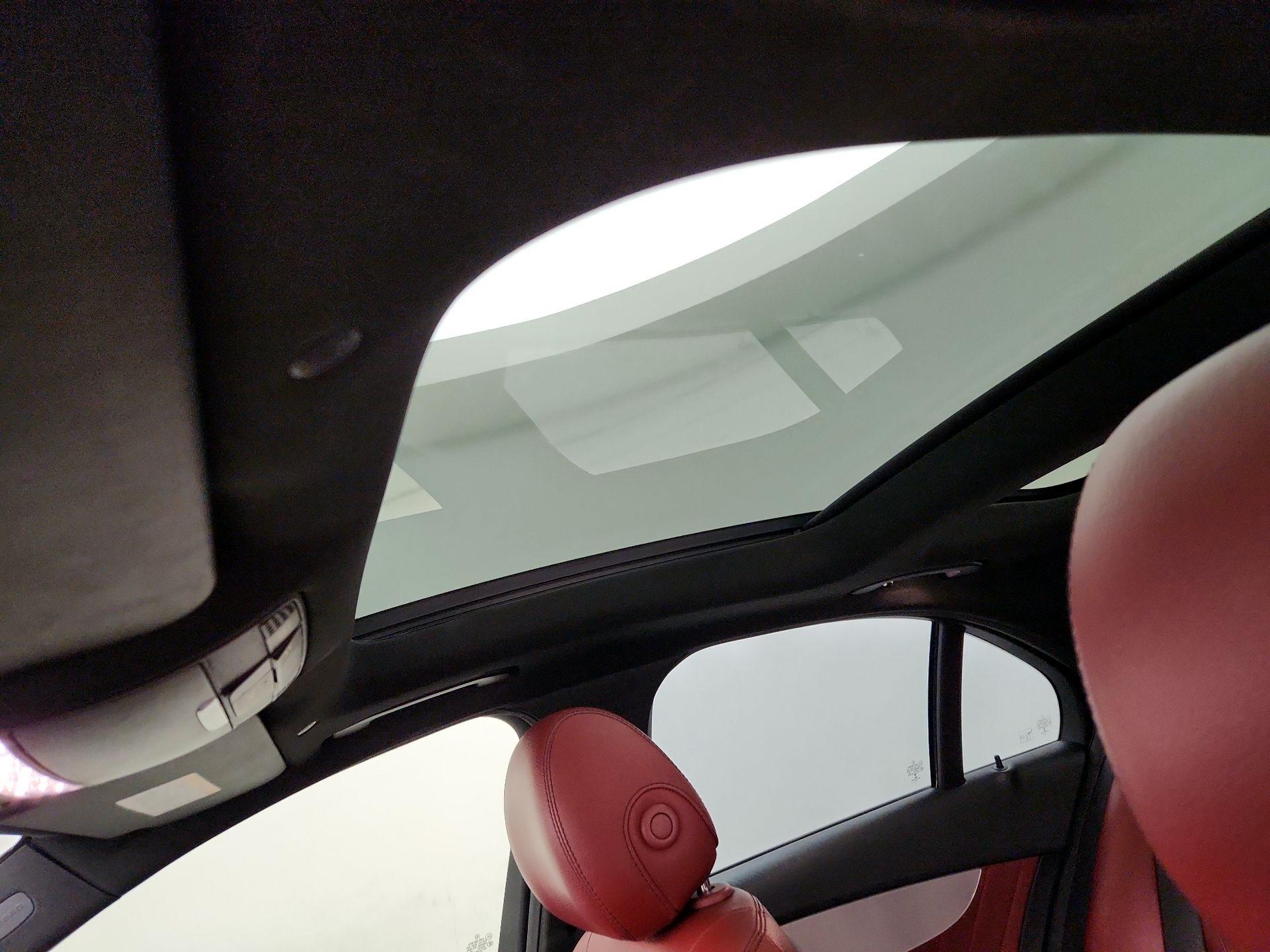 Thumbnail: 2019 Mercedes-Benz C-Class - 19