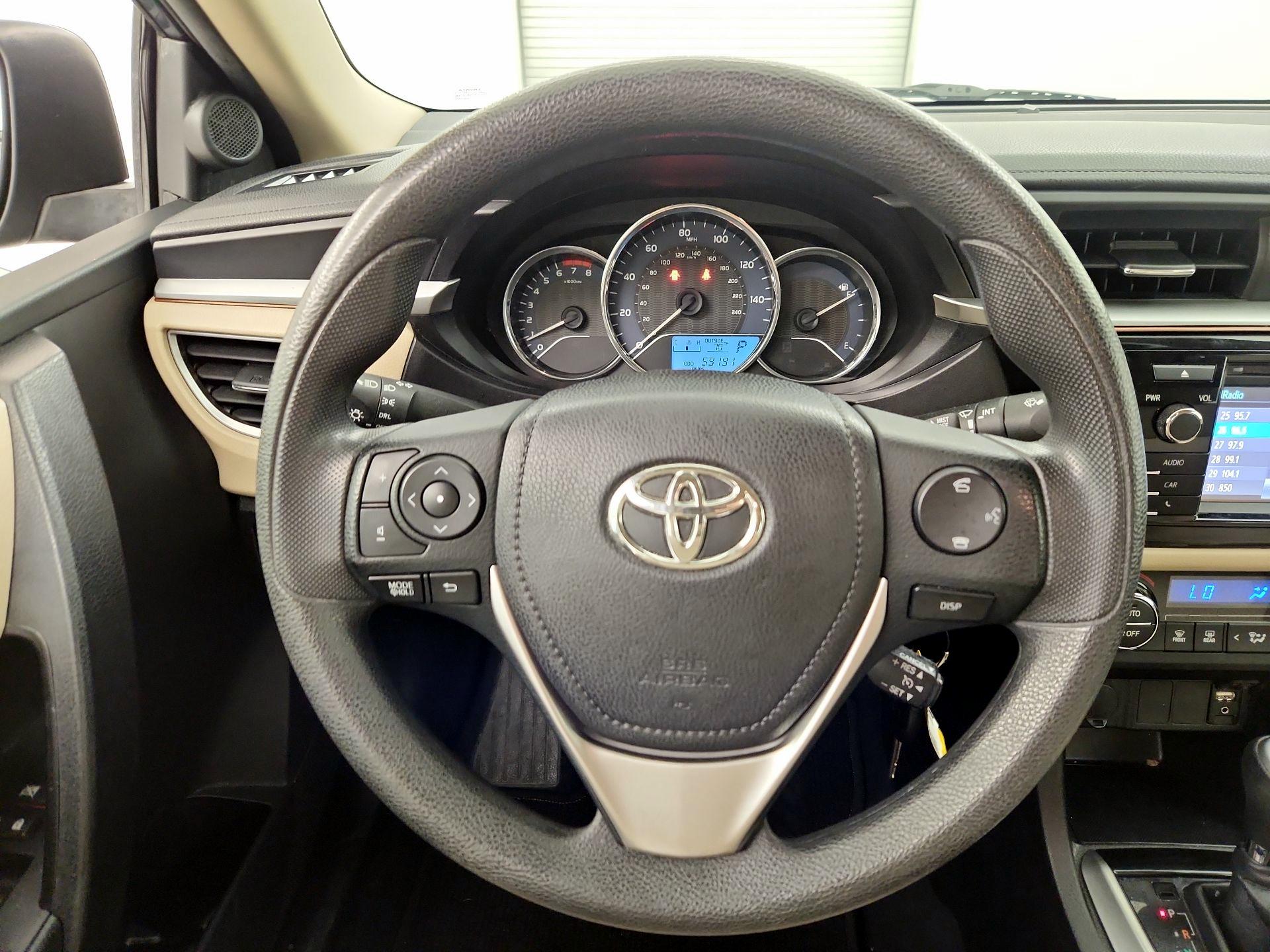 Thumbnail: 2014 Toyota Corolla - 10