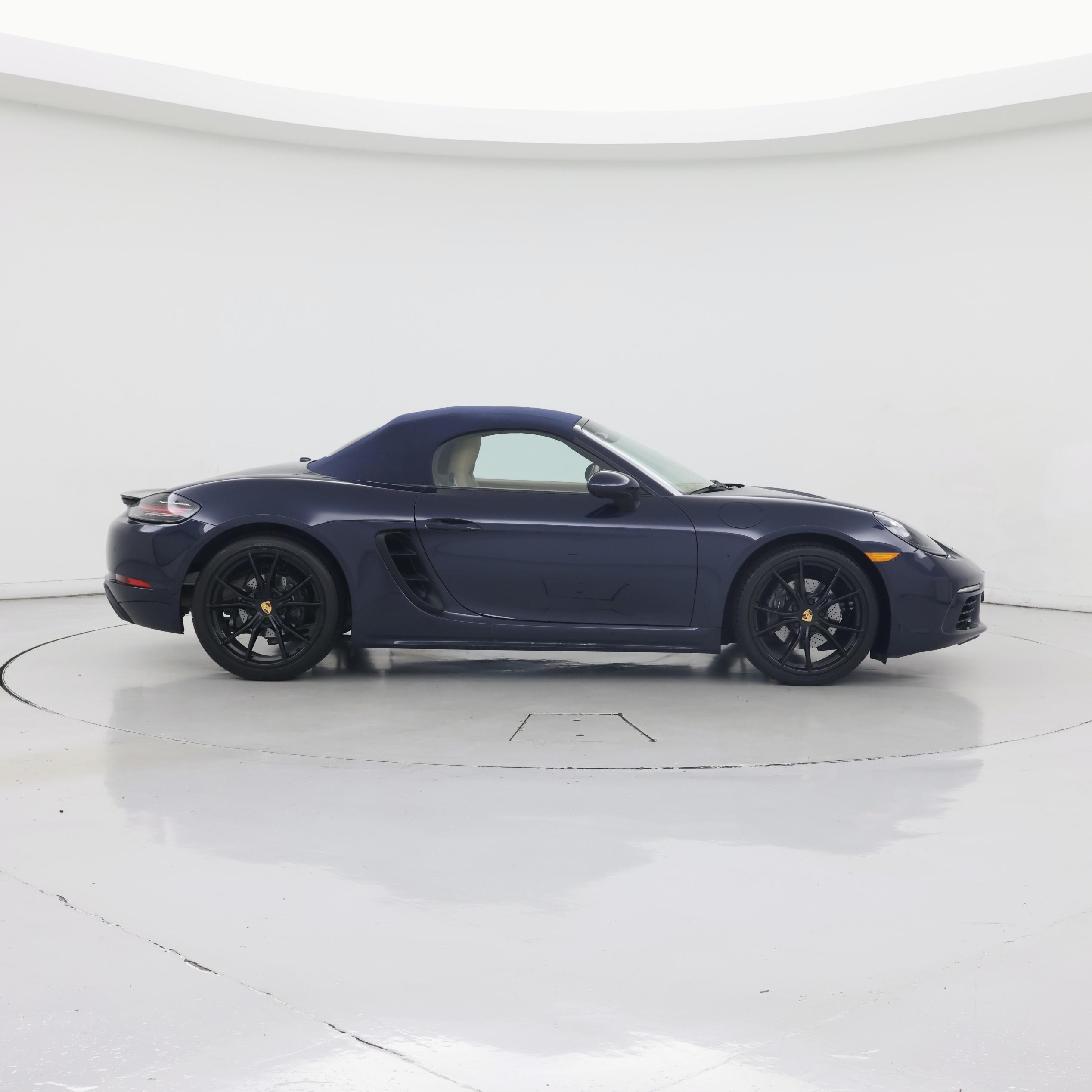Thumbnail: 2017 Porsche 718 Boxster - 7
