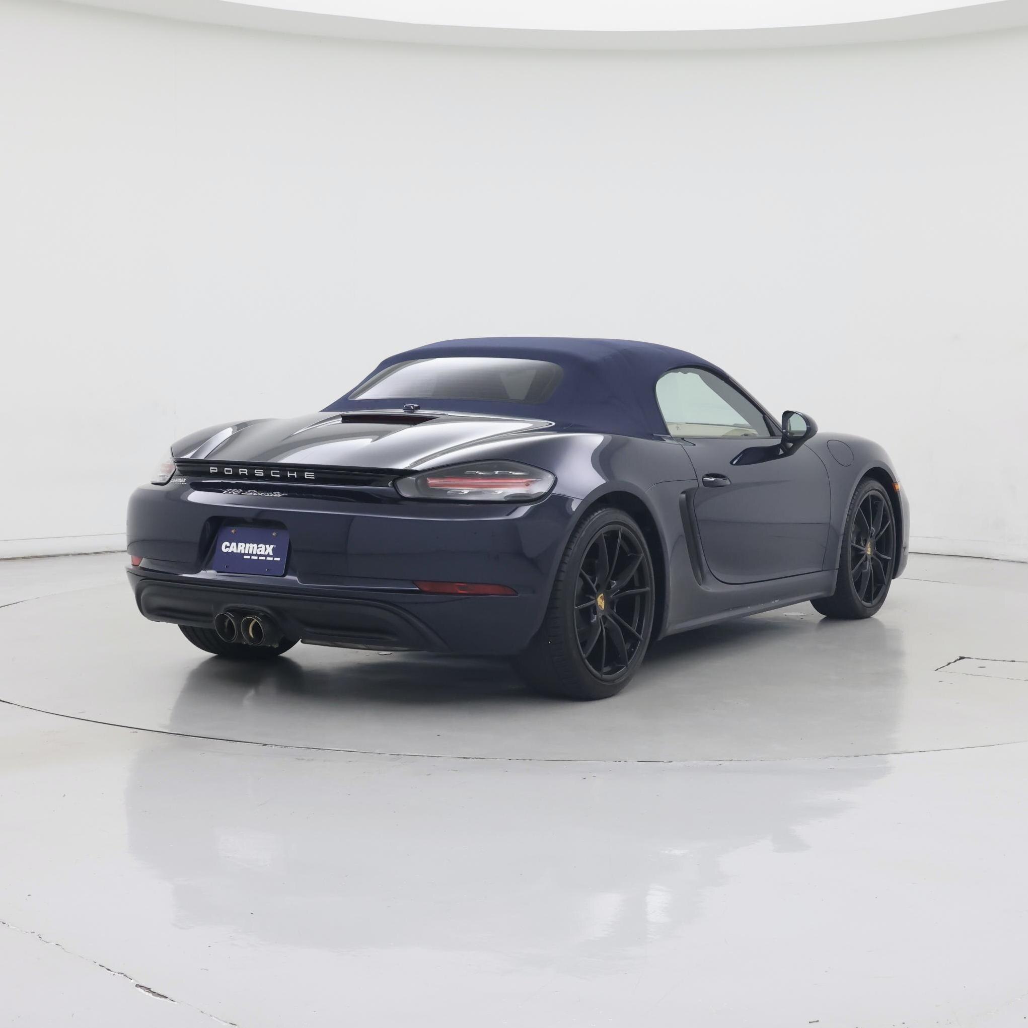 Thumbnail: 2017 Porsche 718 Boxster - 8