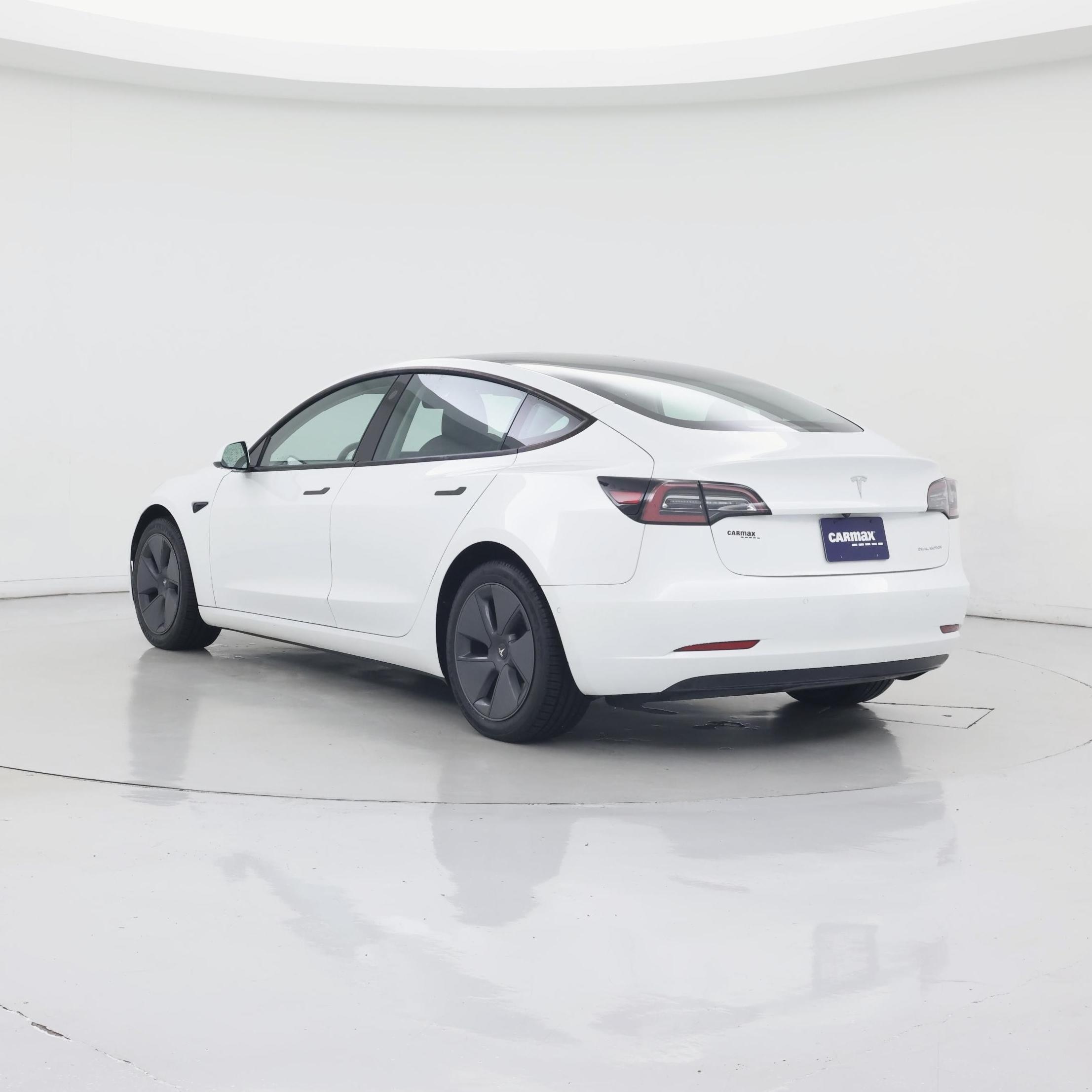 Thumbnail: 2022 Tesla Model 3 - 2